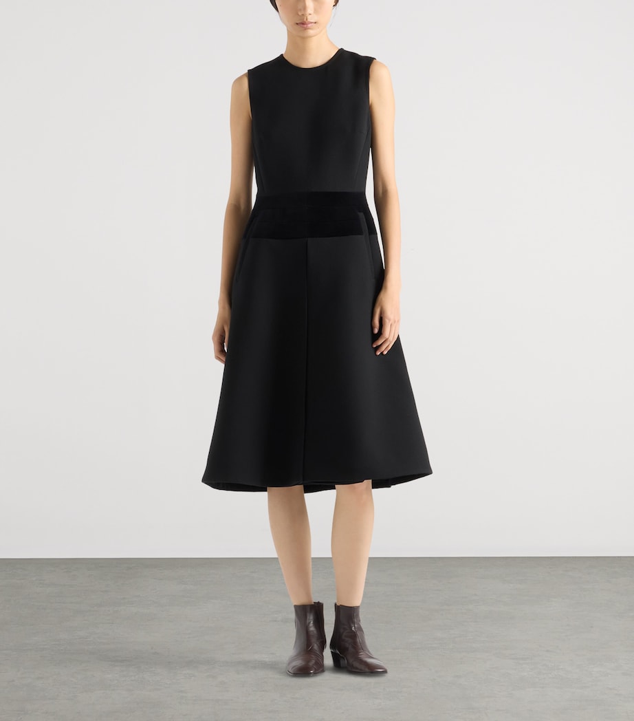 Virgin Wool Midi Dress F0002 Image 2