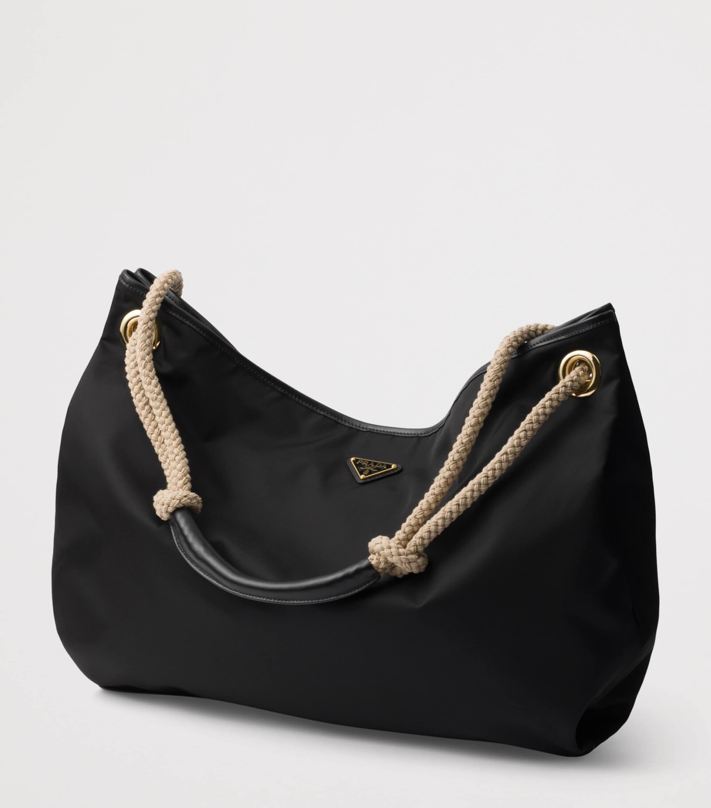 【希少】PRADA Mariner ラージ Re-Nylon ショルダーバッグ 3色 Prada Large Re-Nylon Mariner Shoulder Bag | Harrods UK