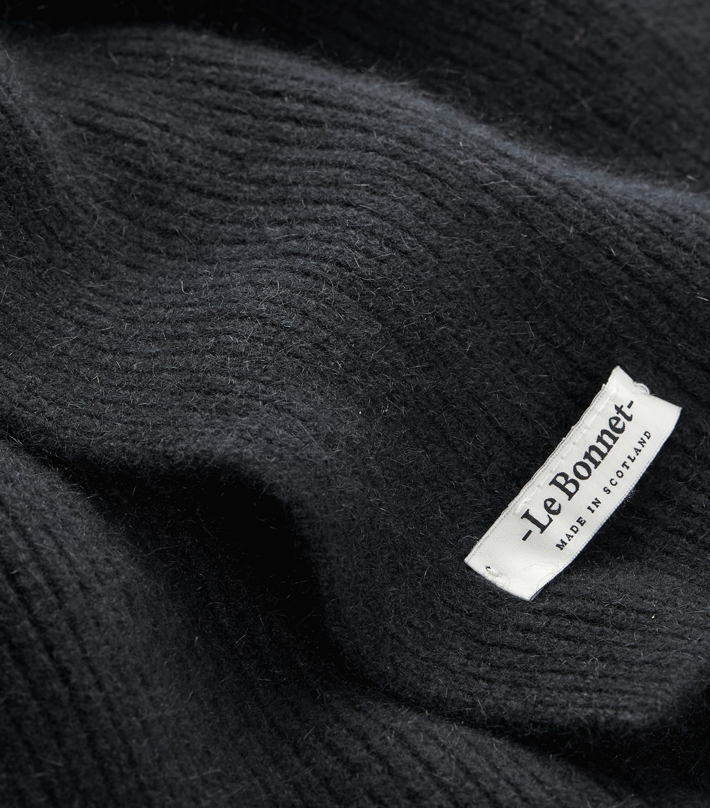 Classic Lambswool Scarf ONYX Image 2