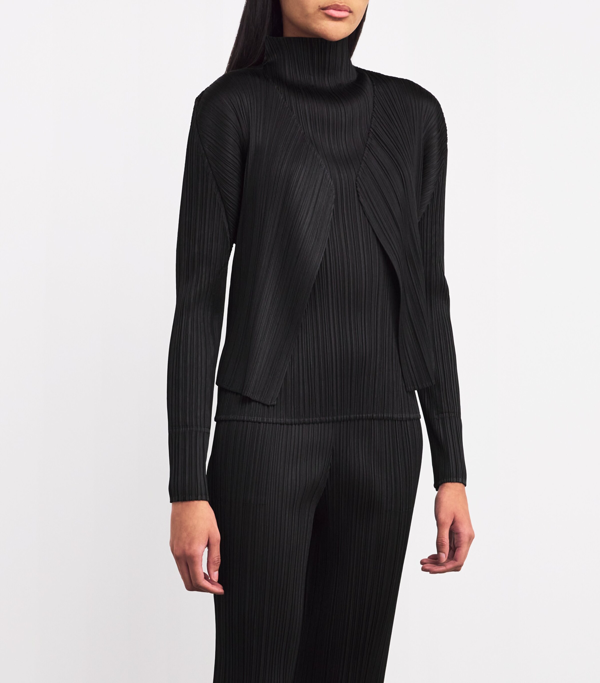 Pleated Basics Cardigan 15 Image 3