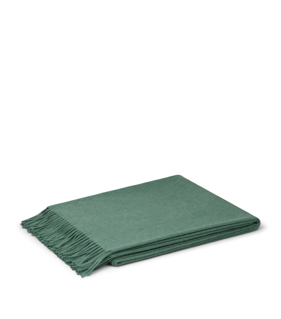 Begg x Co Cashmere Arran Solid Throw (147cm x 183cm) Strath Image 3