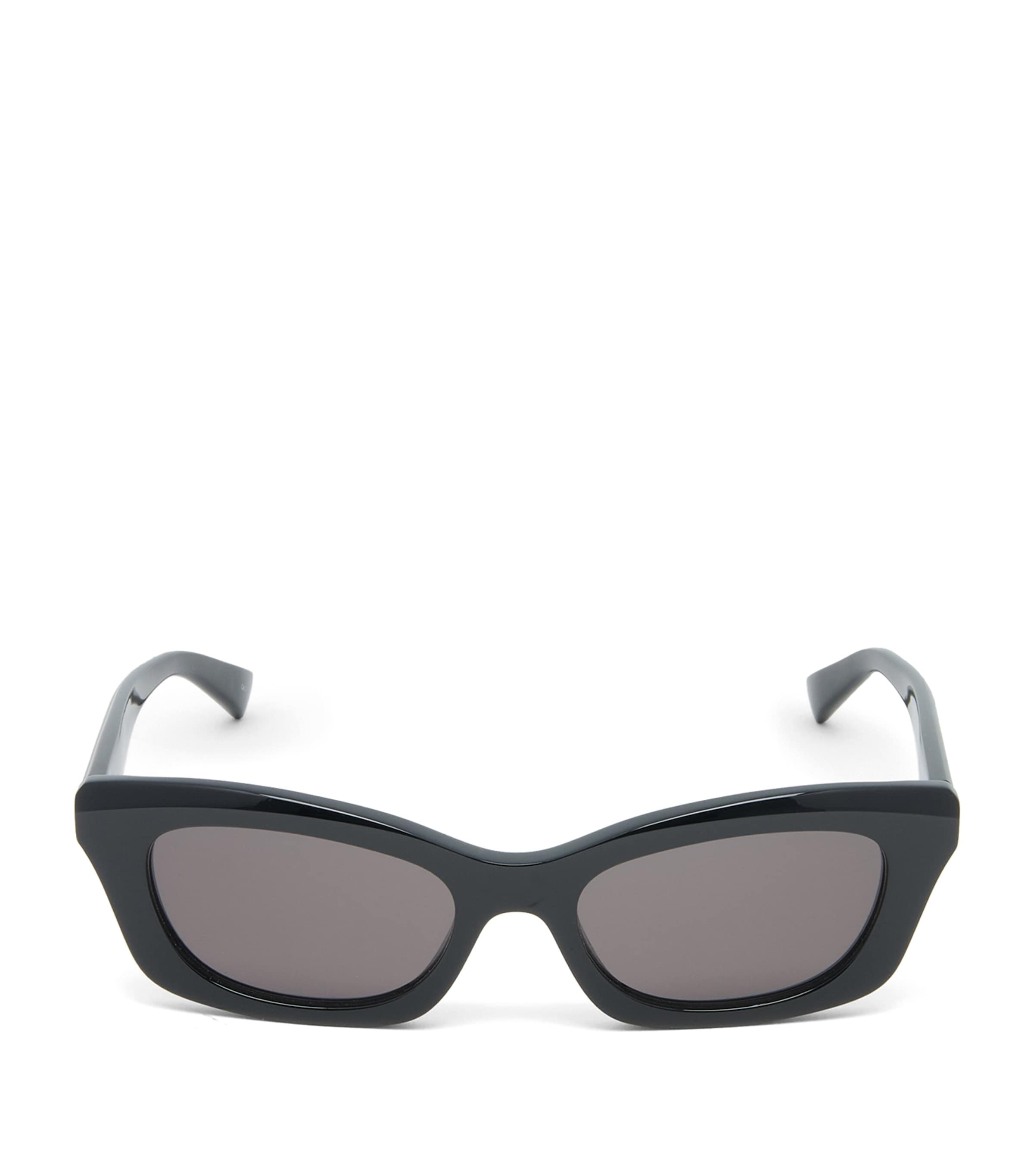 Alexander Mcqueen Logo Geometric Sunglasses In Black