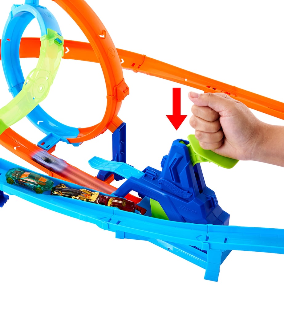 Hot Wheels Stunt Tracks Rapid Launch Cyclone Set MULTI Image 2
