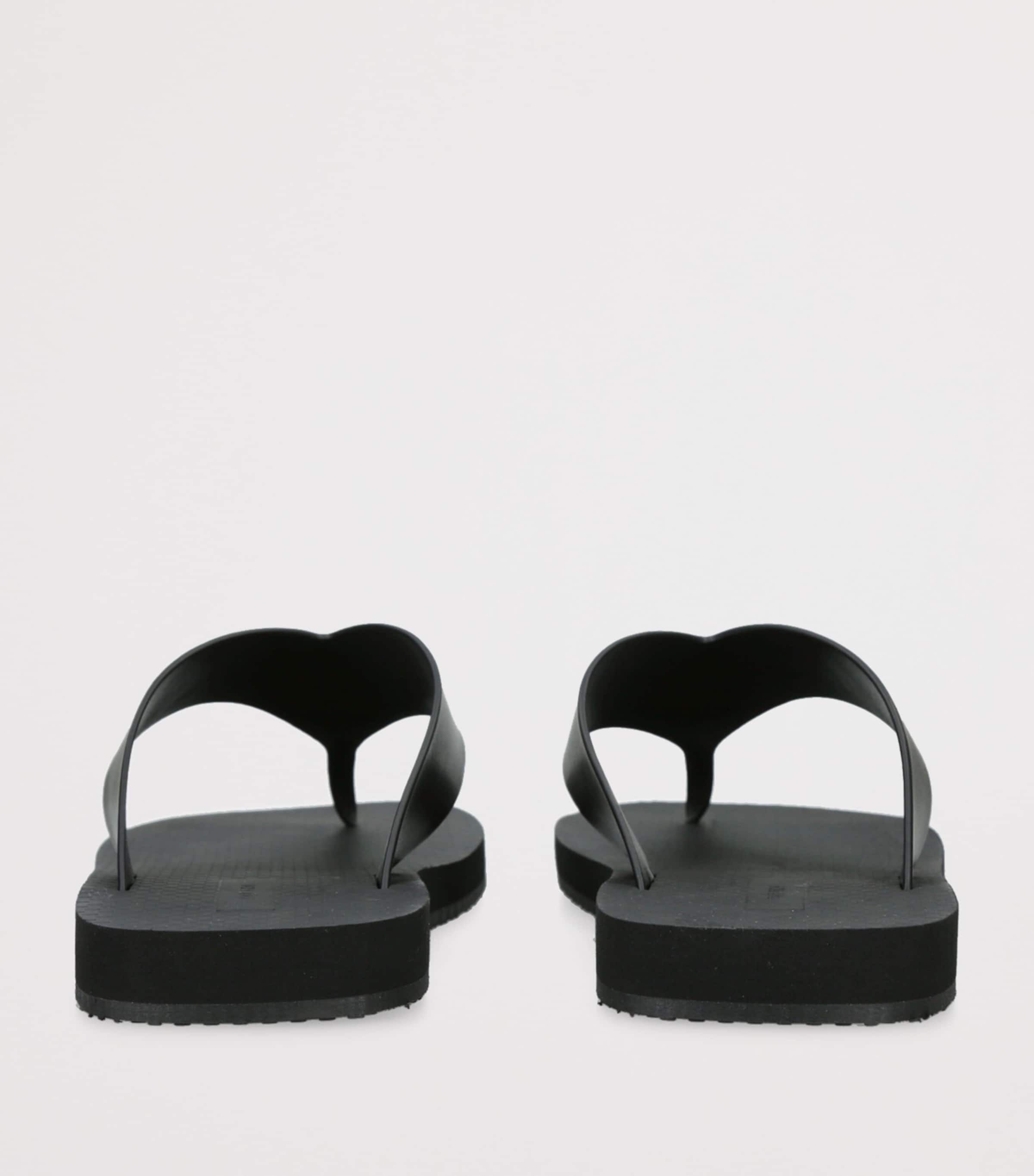 The Row Dune Classic Ginza Leather Flip Flops Black Image 2