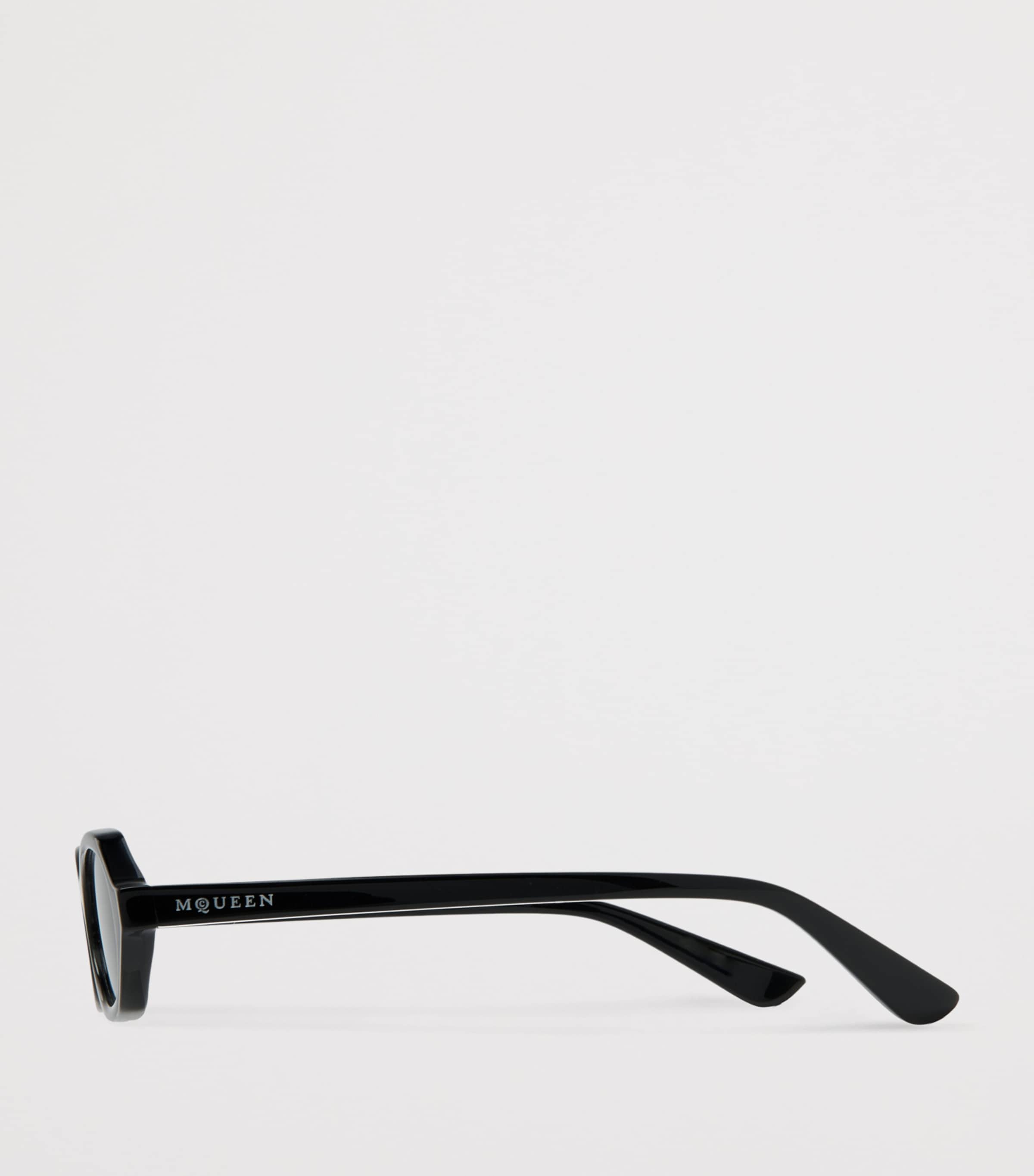 Oval Sunglasses 1056 Image 4