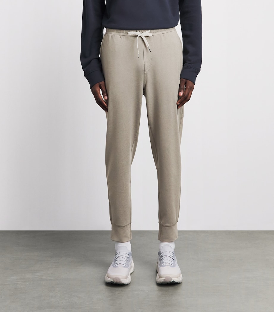 VUORI Mens Sunday Performance Sweatpants Tih Biscotti He Image 4