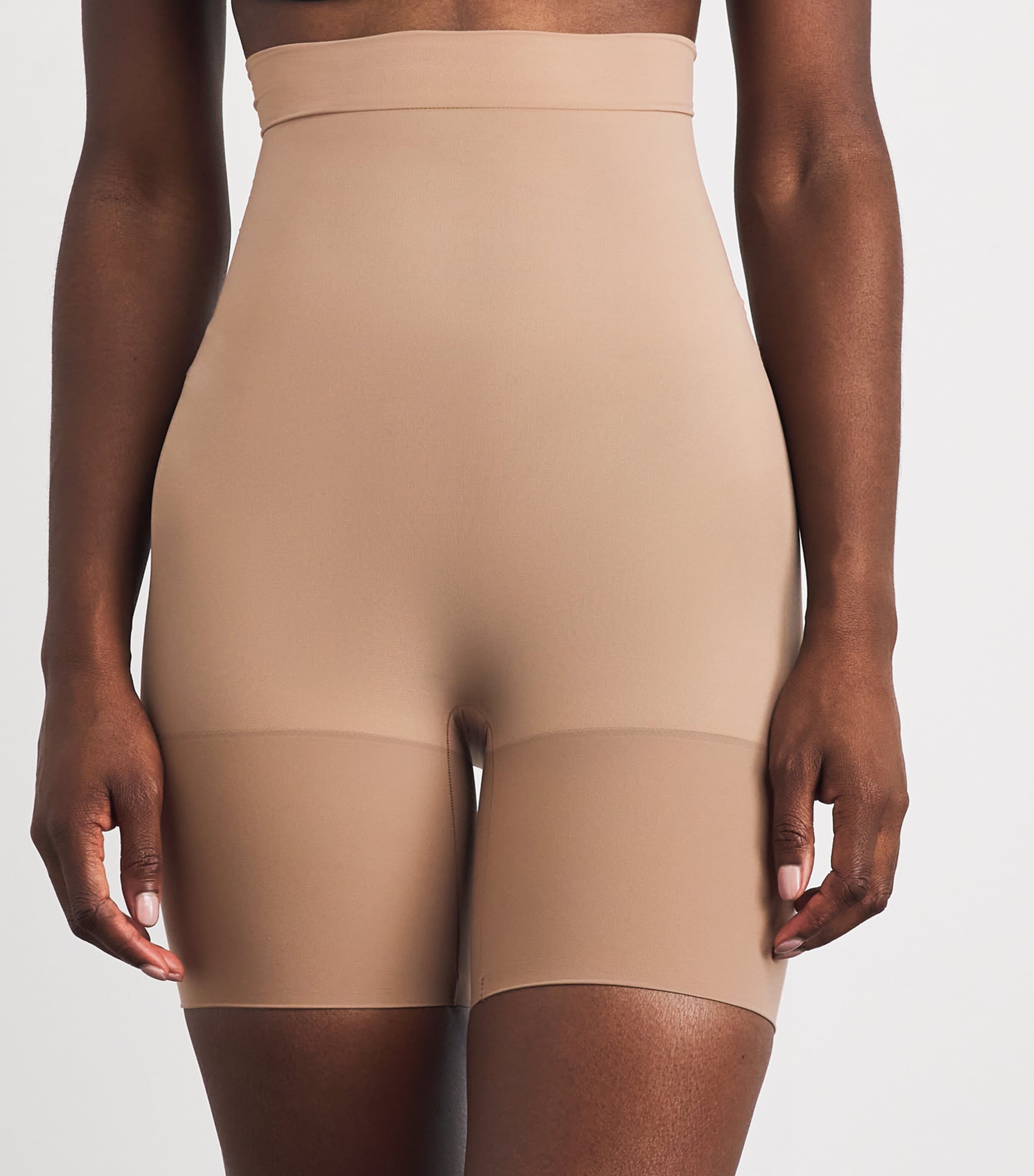 Skims Womens Seamless Sheer Mid-Thigh Shorts Sienna Image 2