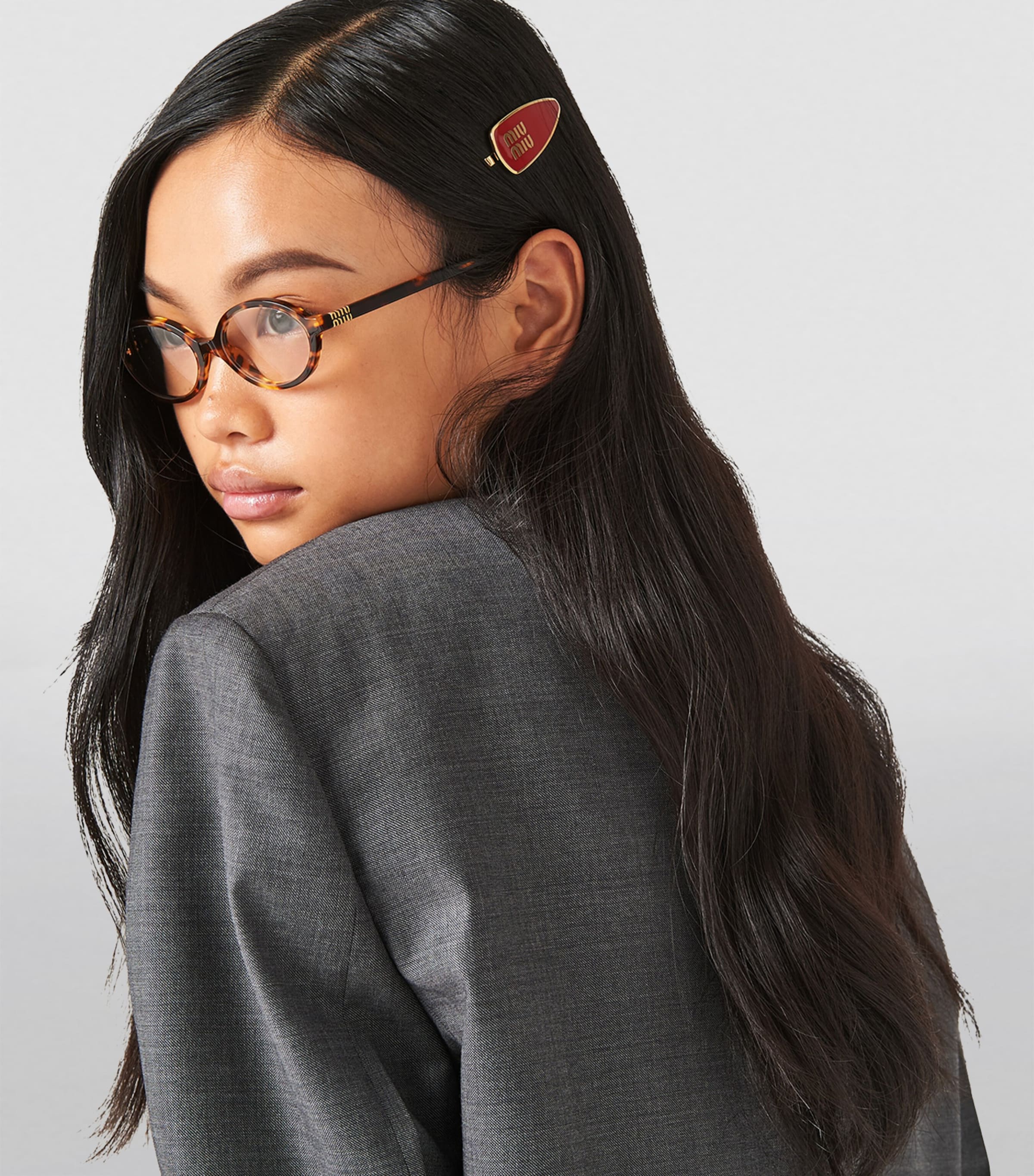 Enamel Logo Hair Clip F0011 Image 3