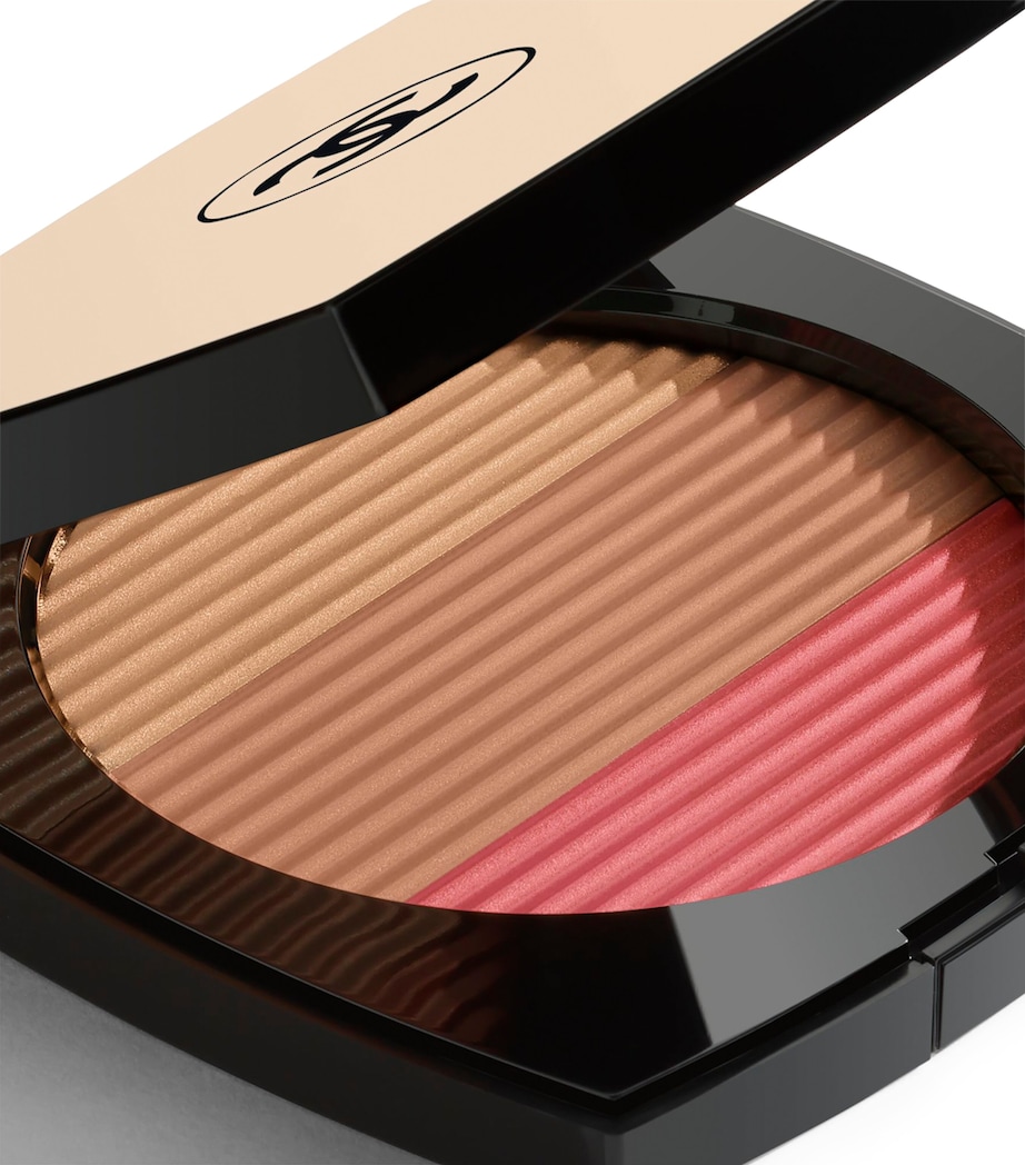 LES BEIGES Healthy Glow Sun-Kissed Powder MEDIUM ROSE GOLD Image 2