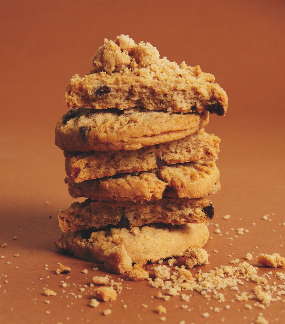 Stem Ginger and Chocolate Chip Shortbread (180g) NO COLOUR Image 2