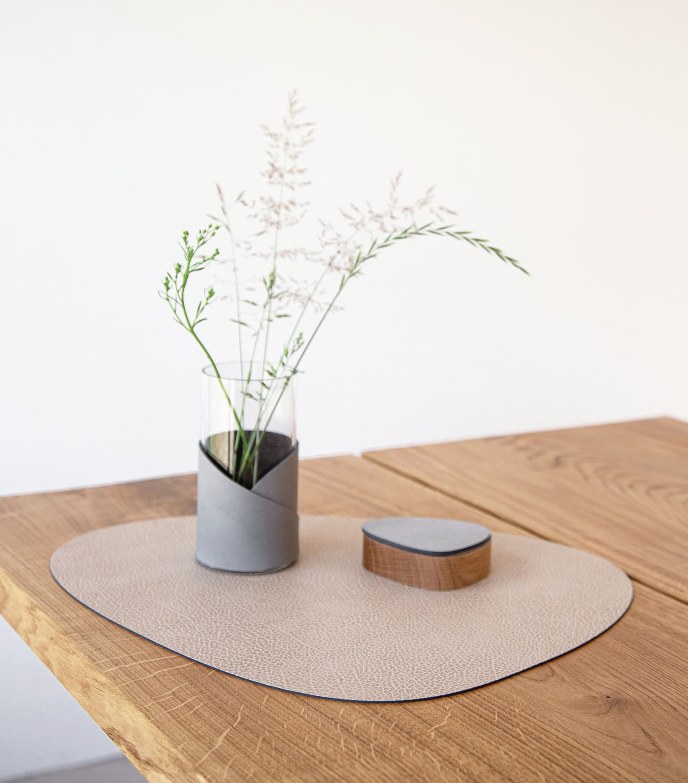 Set of 4 Hippo Placemats (37cm x 44cm) SAND Image 3