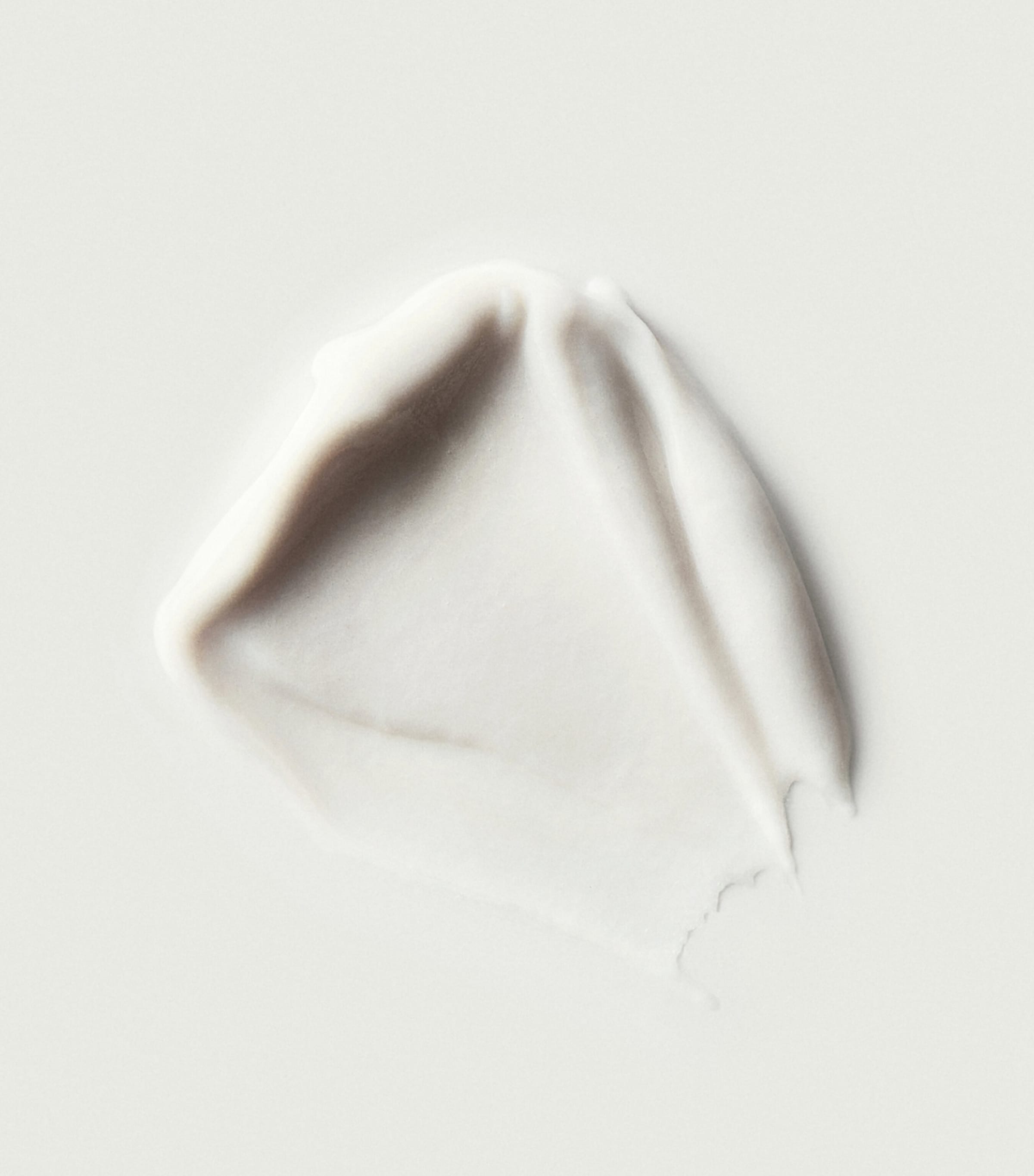 U BEAUTY Multimodal Sheer SPF 25 (50ml) Image 2