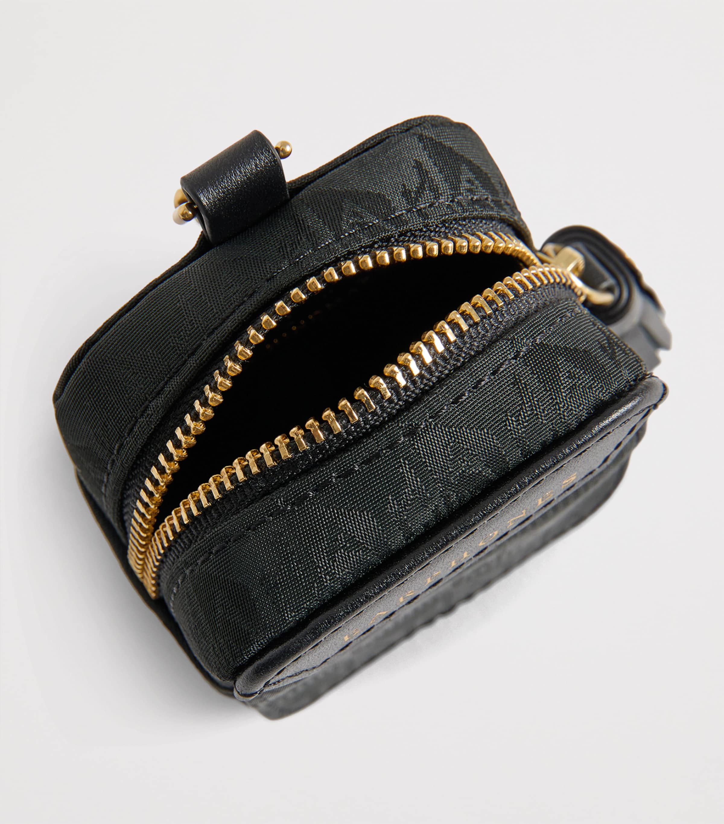 Jacquard Logo Earphones Case BLACK Image 6