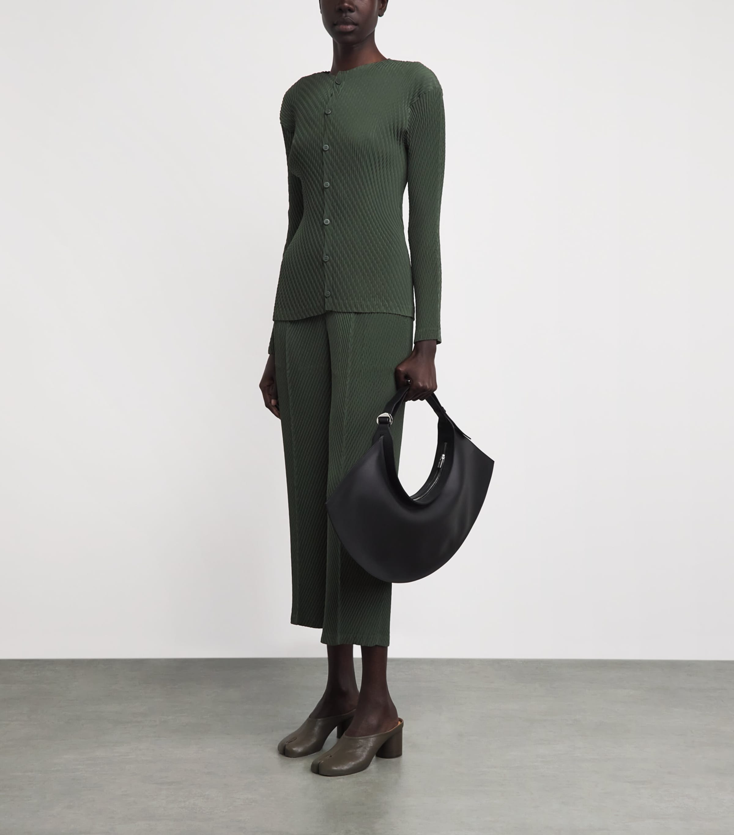 Issey Miyake Womens Rhombus Pleats Cardigan Dark Green Image 2