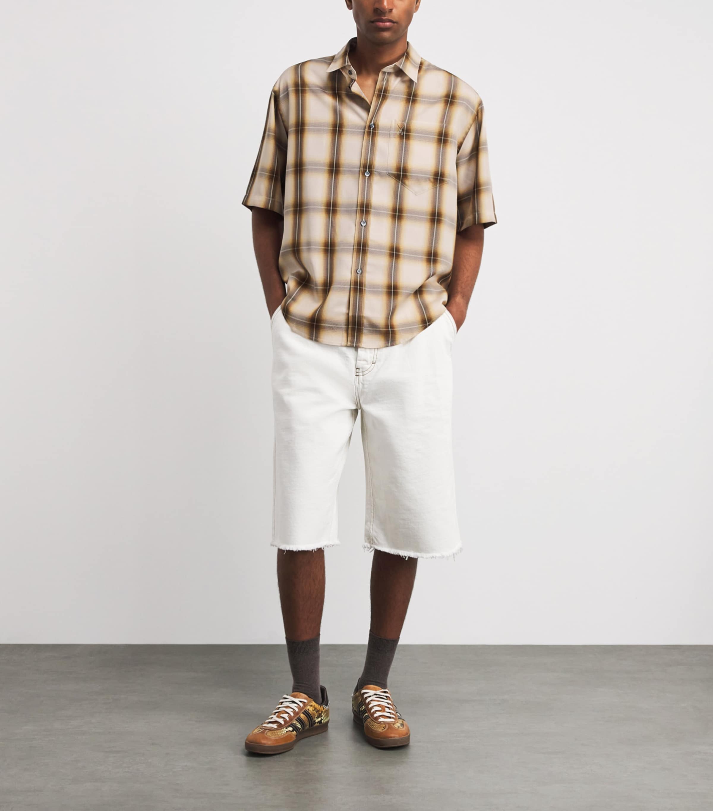 AMI Paris Mens Check Short-Sleeve Shirt Taup Beig/carml Image 2