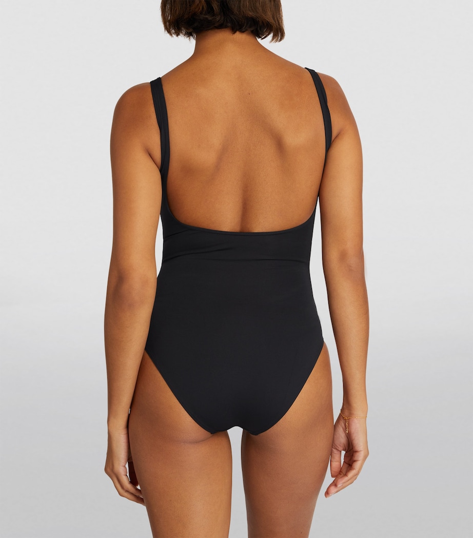 Scoop-Back Asia Swimsuit BLACK Image 3