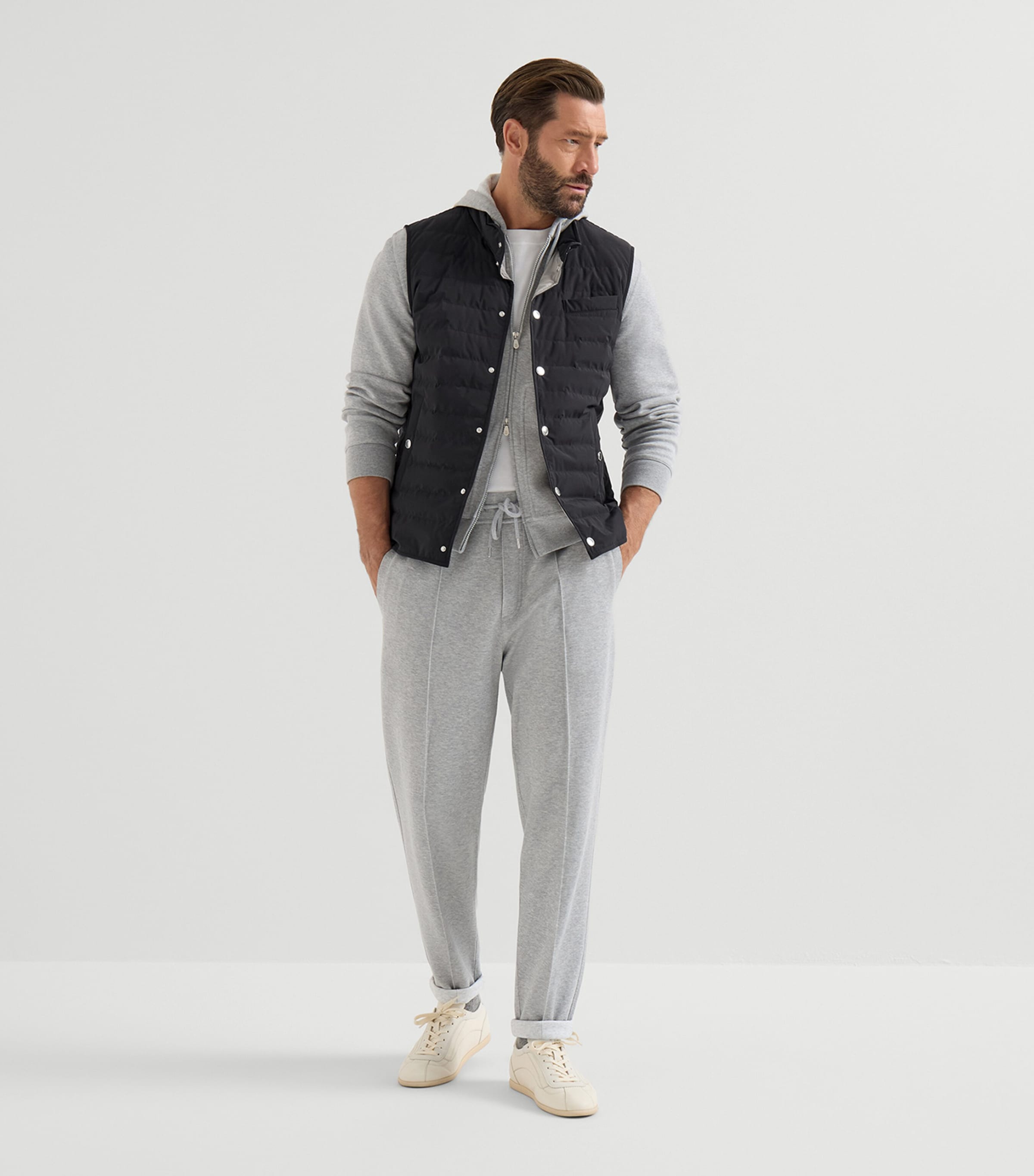 Brunello Cucinelli Mens Bonded Taffeta Down Gilet Image 3