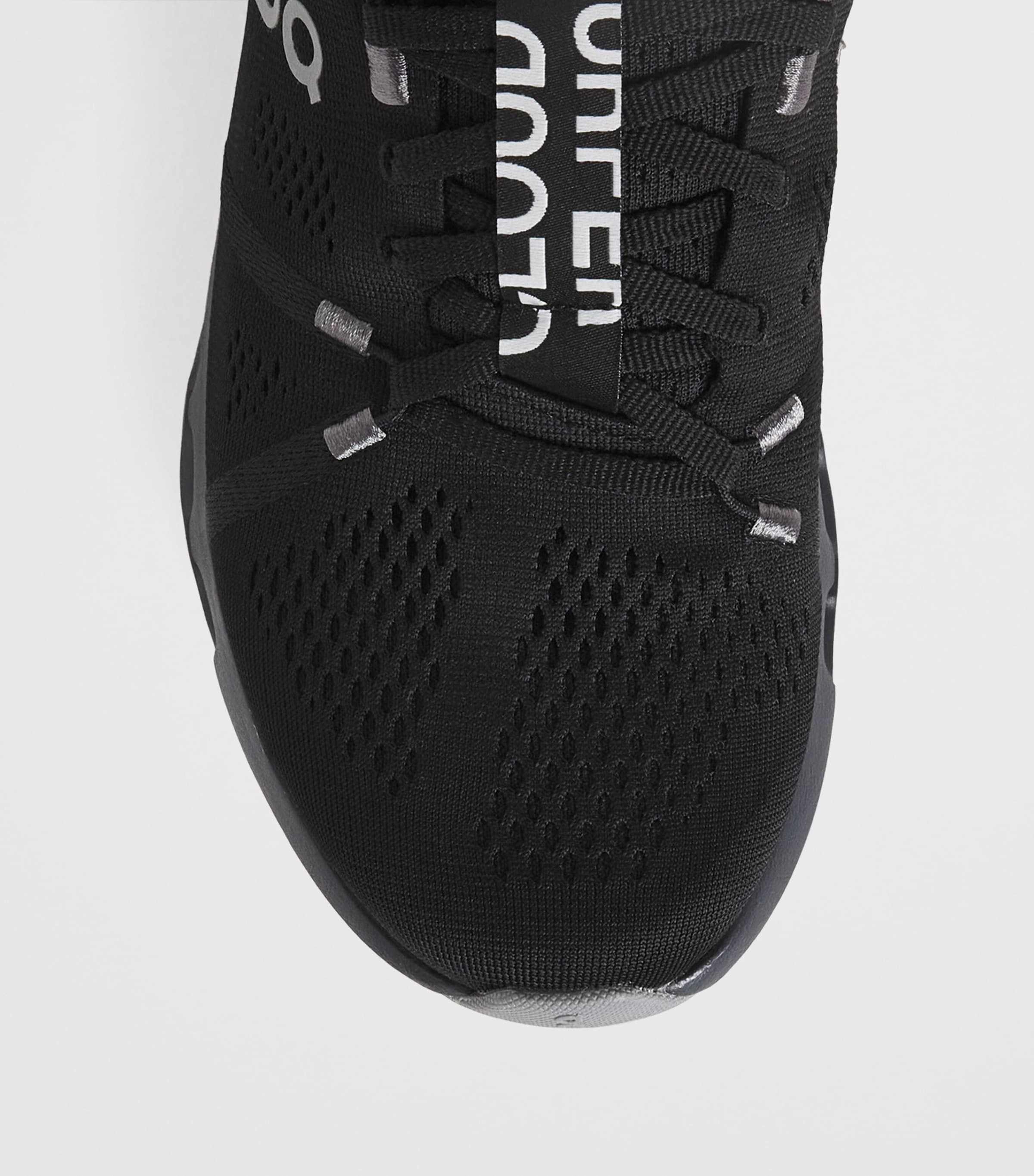 Cloudsurfer Trainers ALL BLACK Image 4