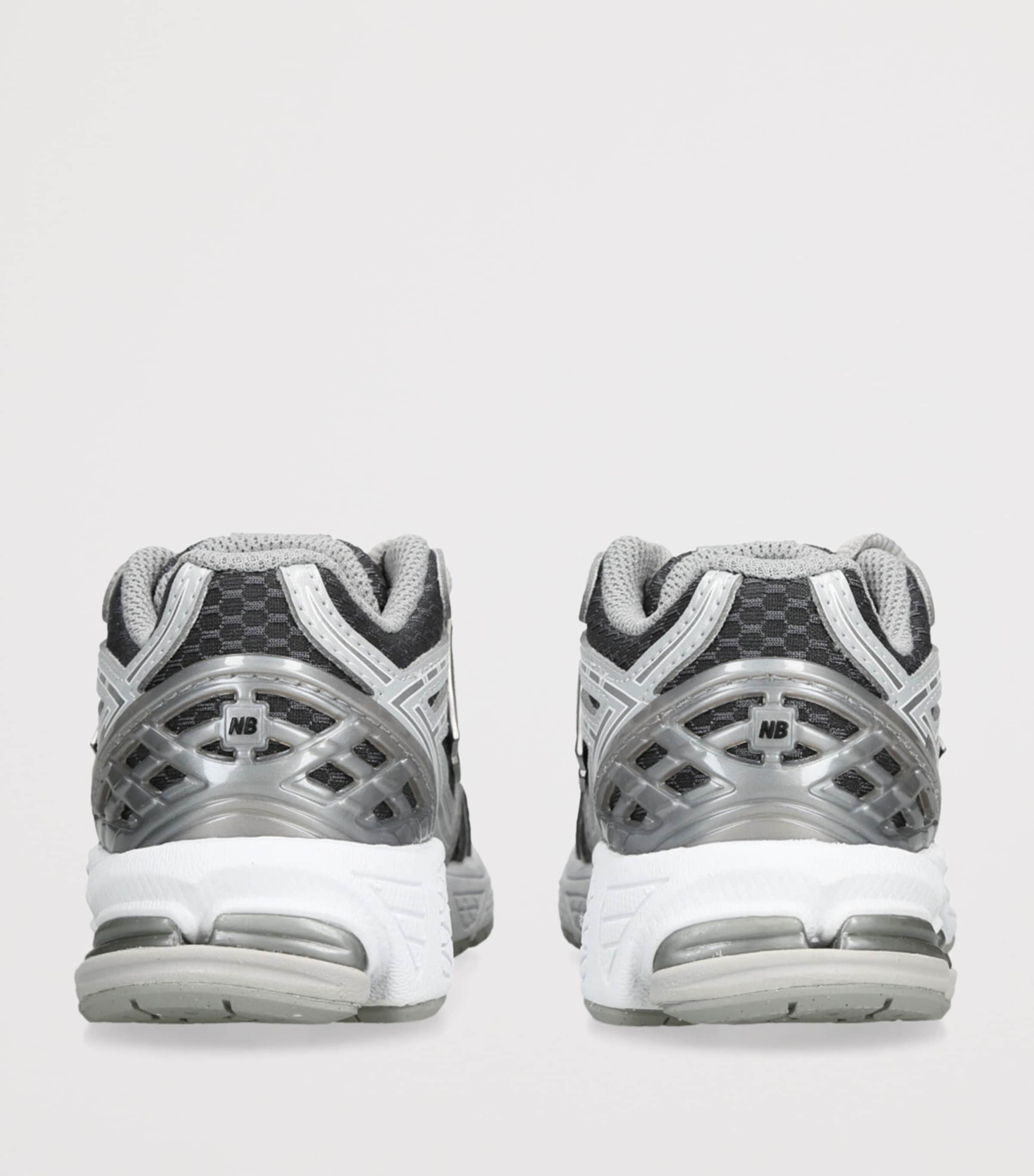 1906 Low-Top Sneakers WHITE/BLK Image 2