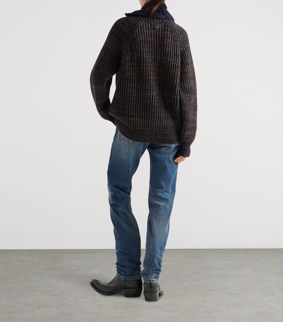 Low-Rise Tapered Jeans F0008 Image 2