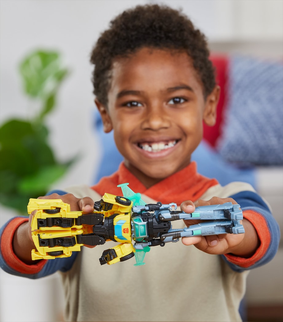 Transformers EarthSpark Cyber-Combiner Bumblebee and Mo Malto MULTI Image 4