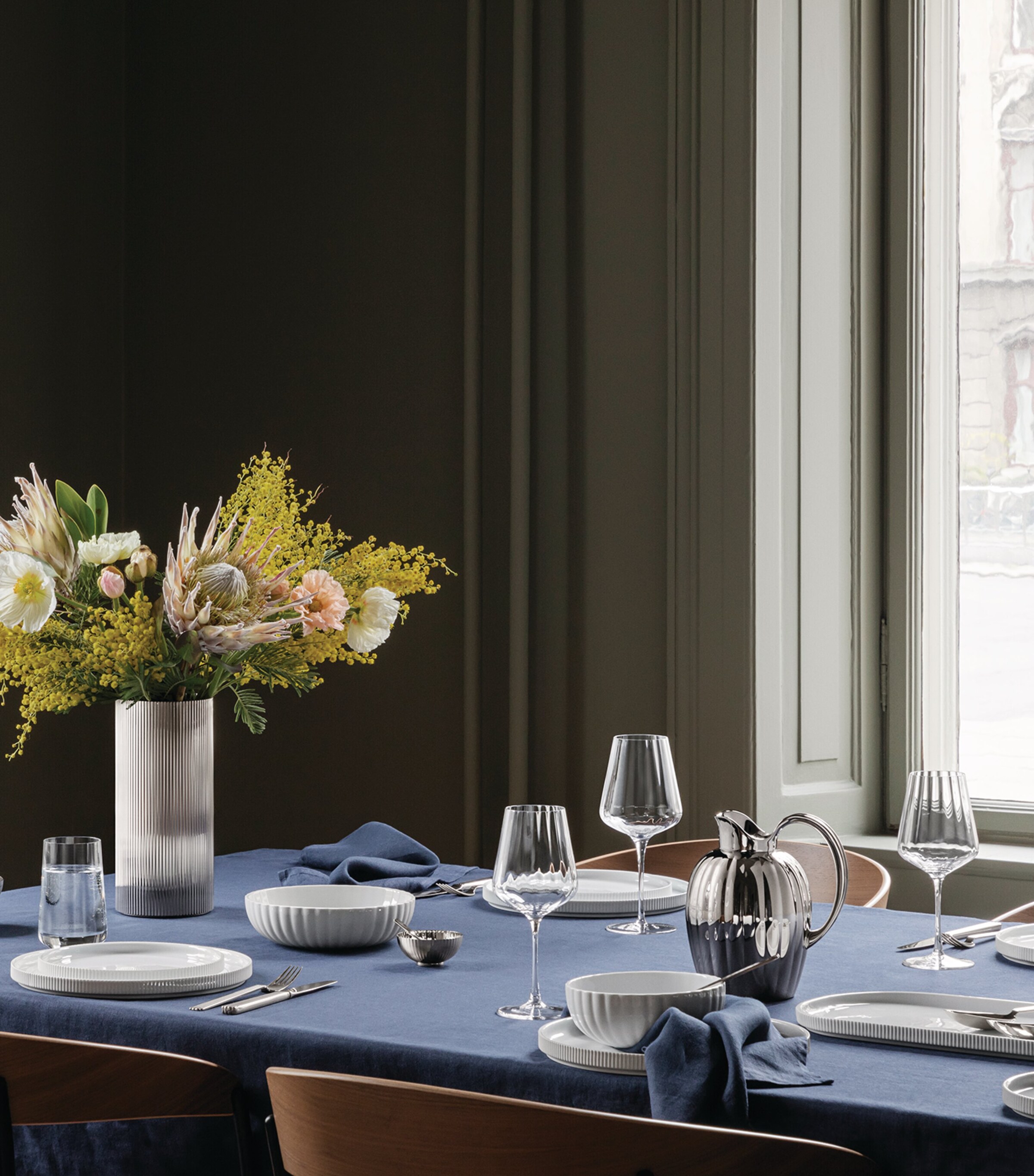 Set of 6 Bernadotte White Wine Glasses (430ml) CLEAR Image 4