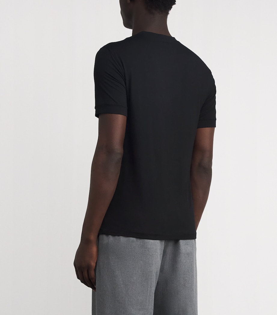 Crew-Neck T-Shirt UC99 Image 4