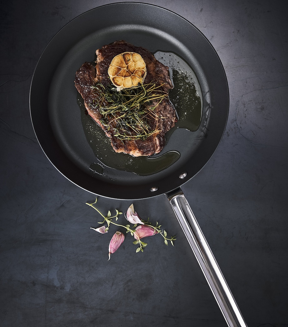 Black Iron Frying Pan (30cm) BLACK Image 3