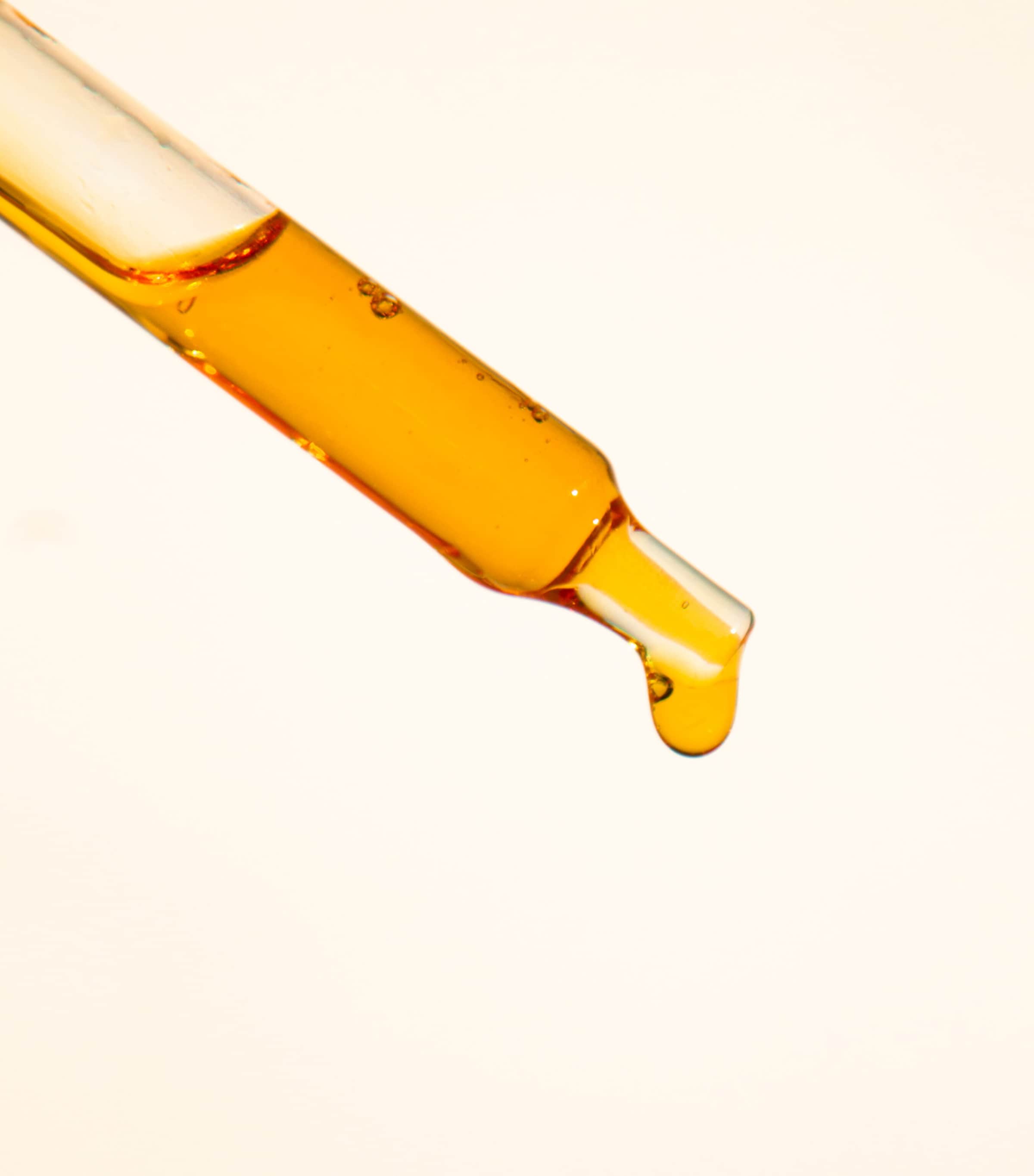 Radiant Rani Brightening Saffron Serum (30ml) NO COLOUR Image 6