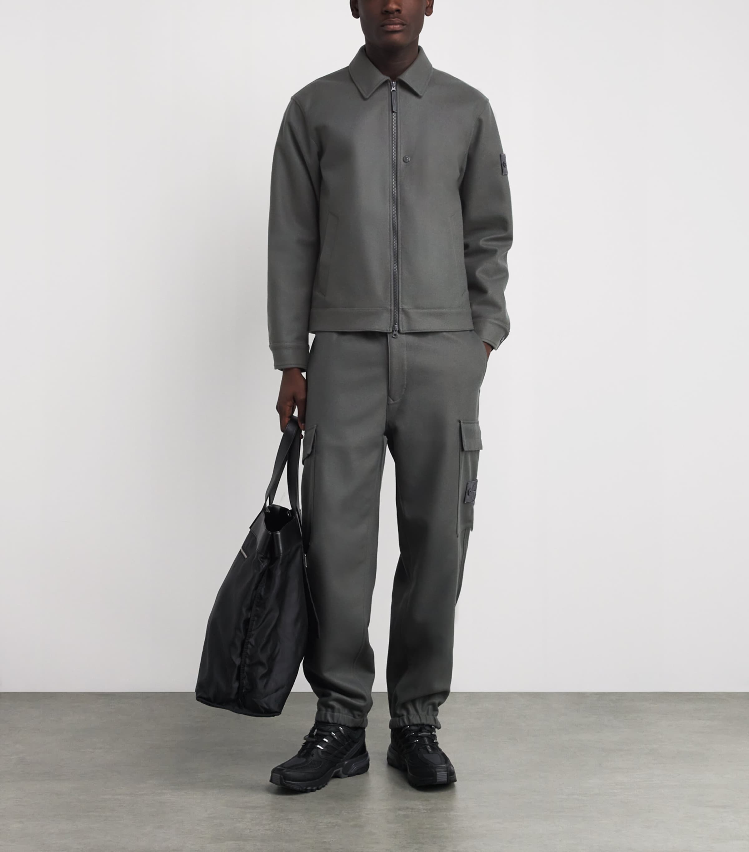 GHOST PIECE Wool-Blend Cargo Trousers V0067 Image 2