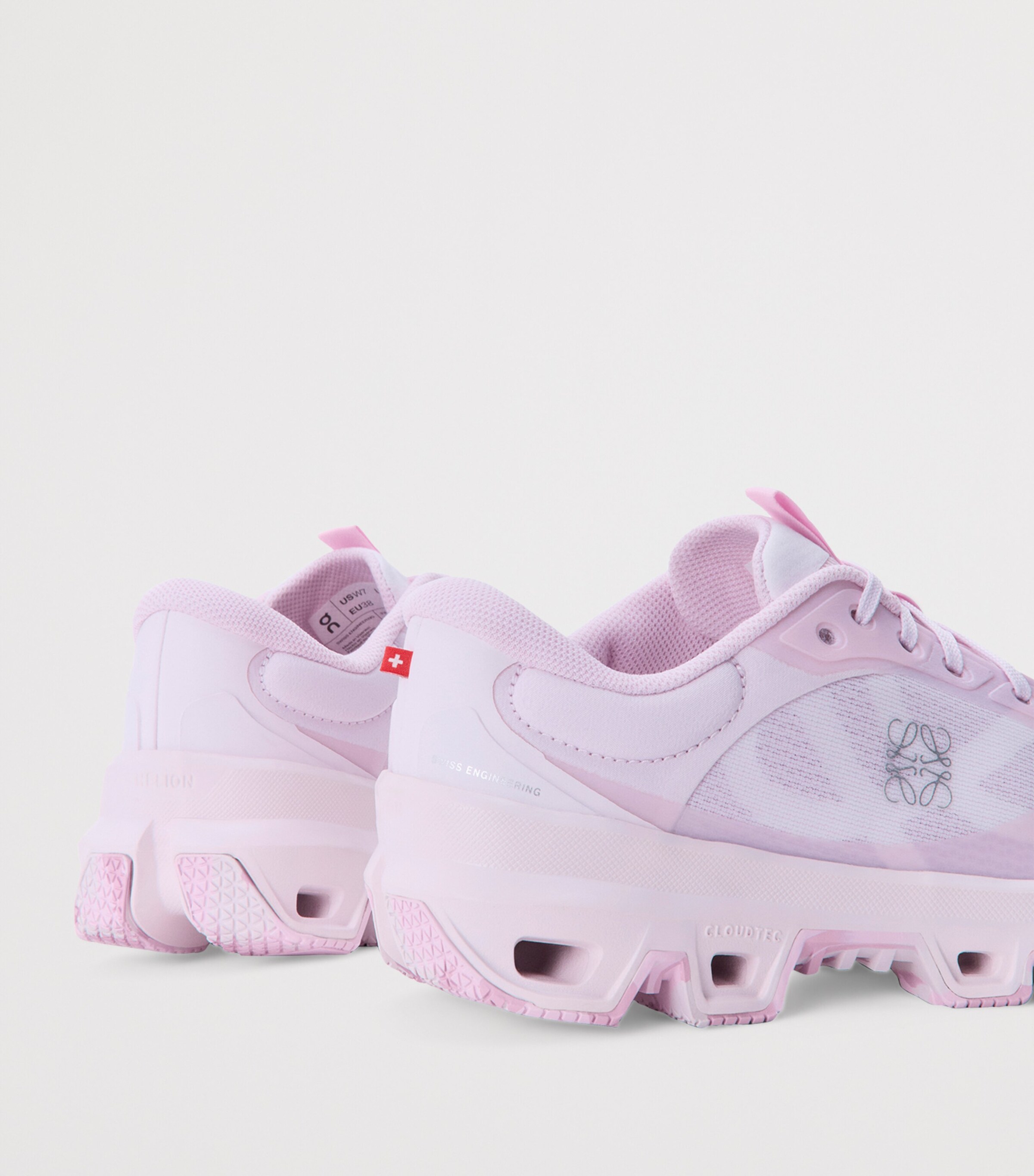 LOEWE x On Cloudventure 2.0 Trainers Pale Pink Image 5