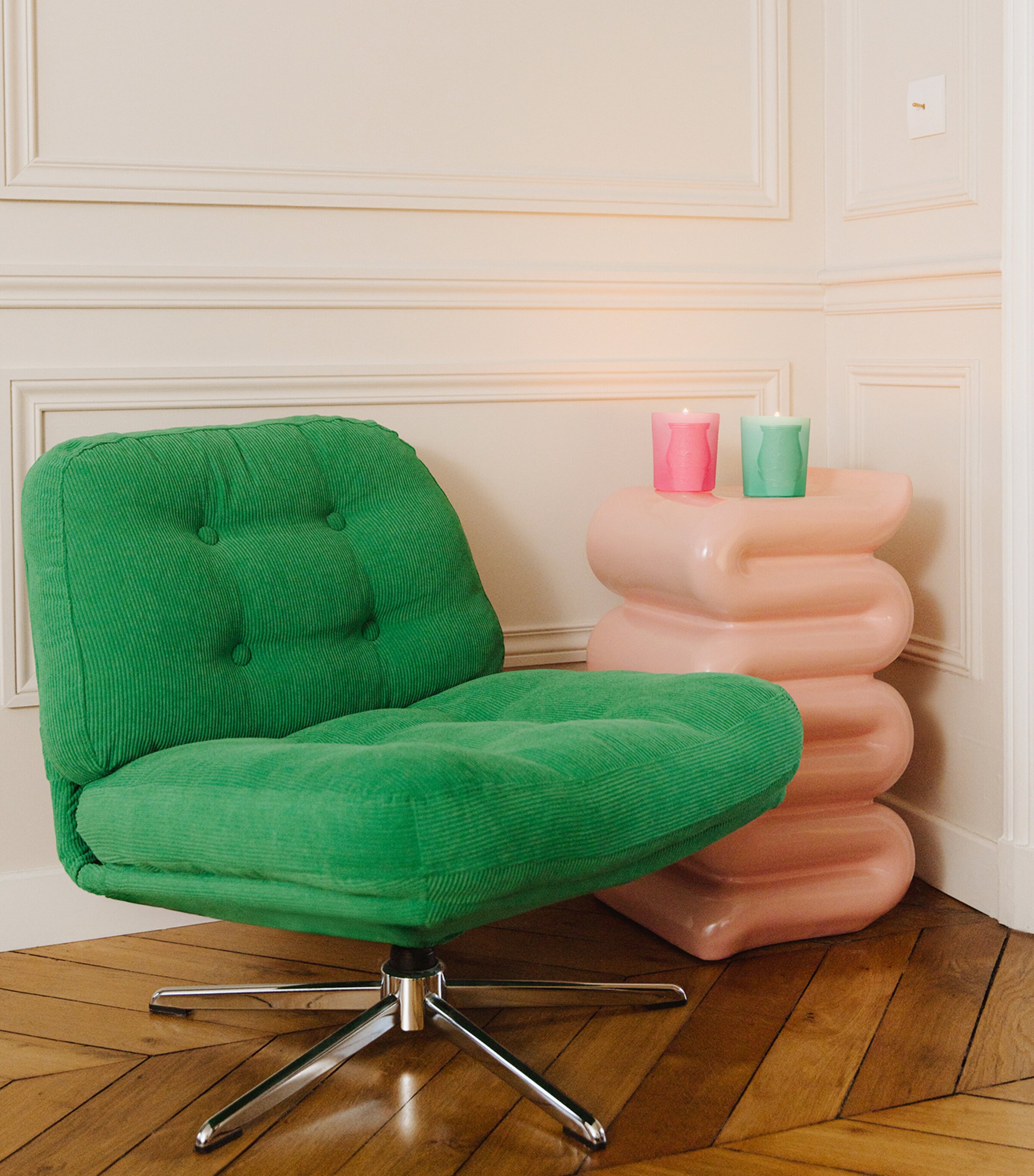 Under the Trees Candle 270g GREEN Image 3