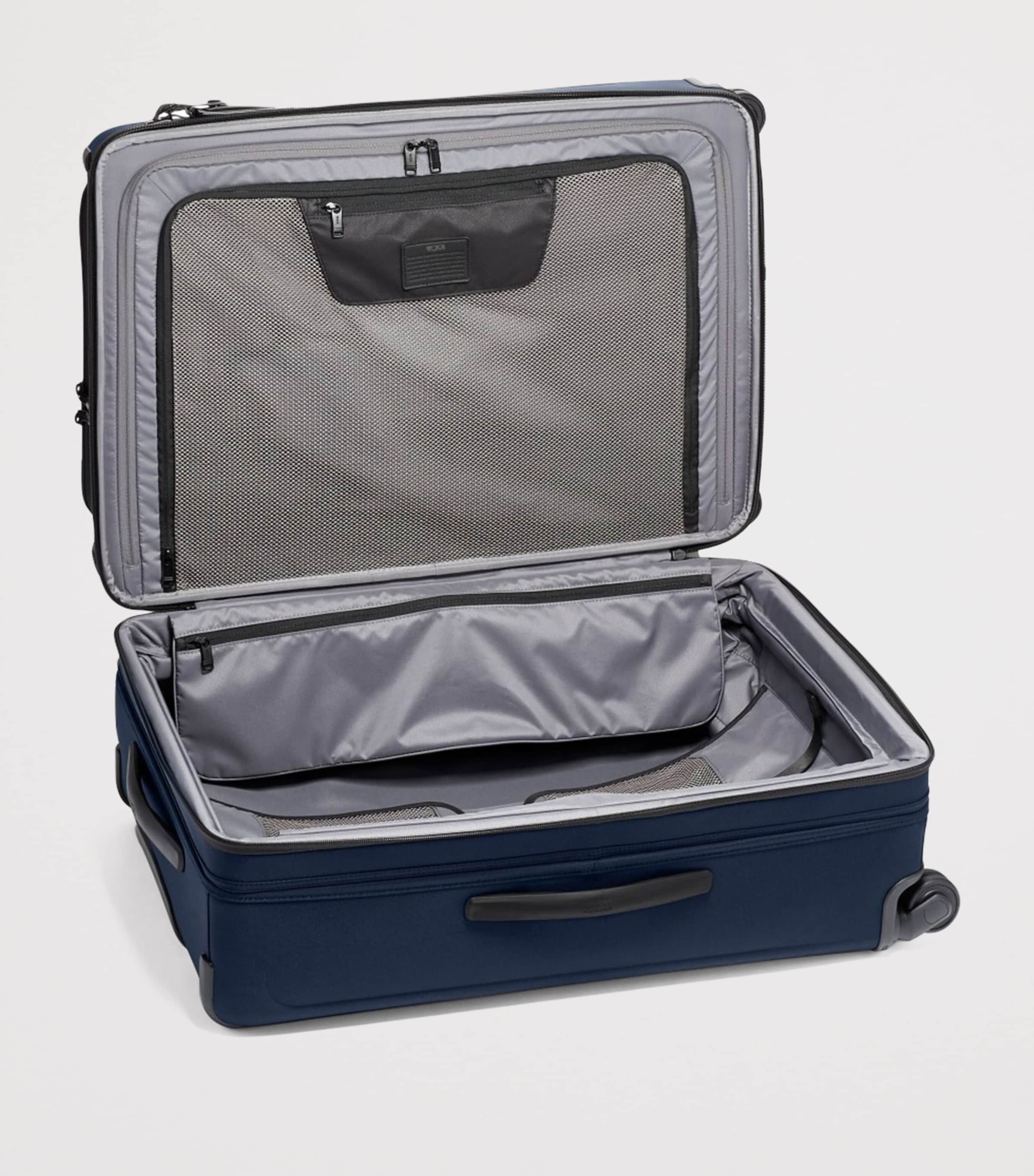 Alpha 3 Medium Trip Expandable 4 Wheel Check-In Suitcase (73.5cm) NAVY 1596 Image 2