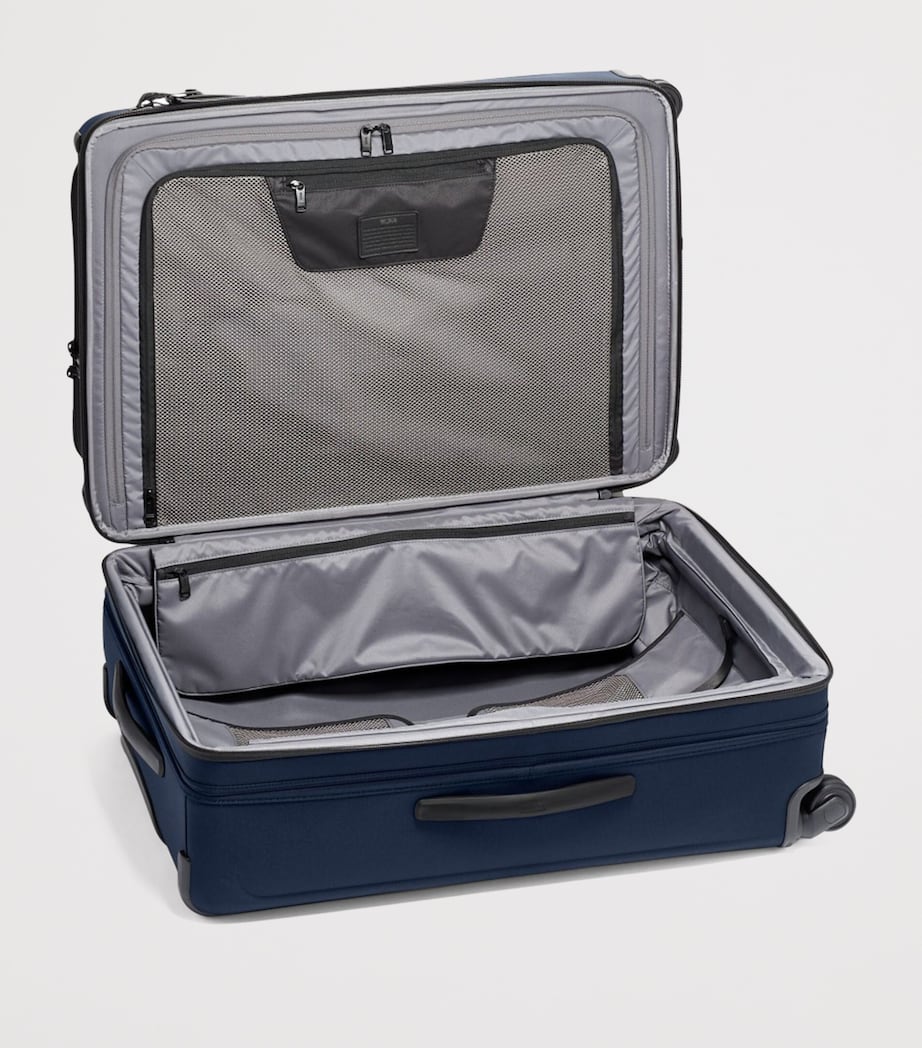 Alpha 3 Medium Trip Expandable 4 Wheel Check-In Suitcase (73.5cm) NAVY 1596 Image 2