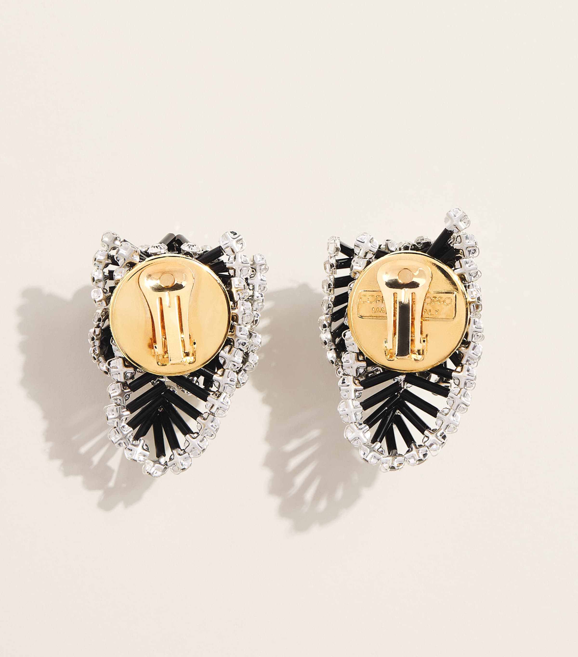 Coppola e Toppo Crystal Foglie Clip Earrings Black Image 3