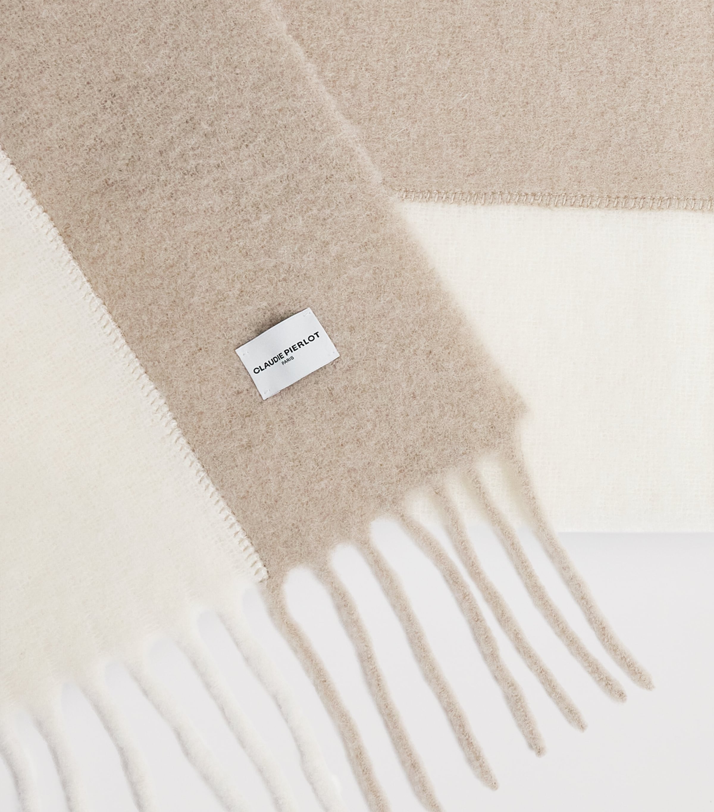 Wool-Alpaca-Blend Fringed Scarf DUAL-COLOR Image 4