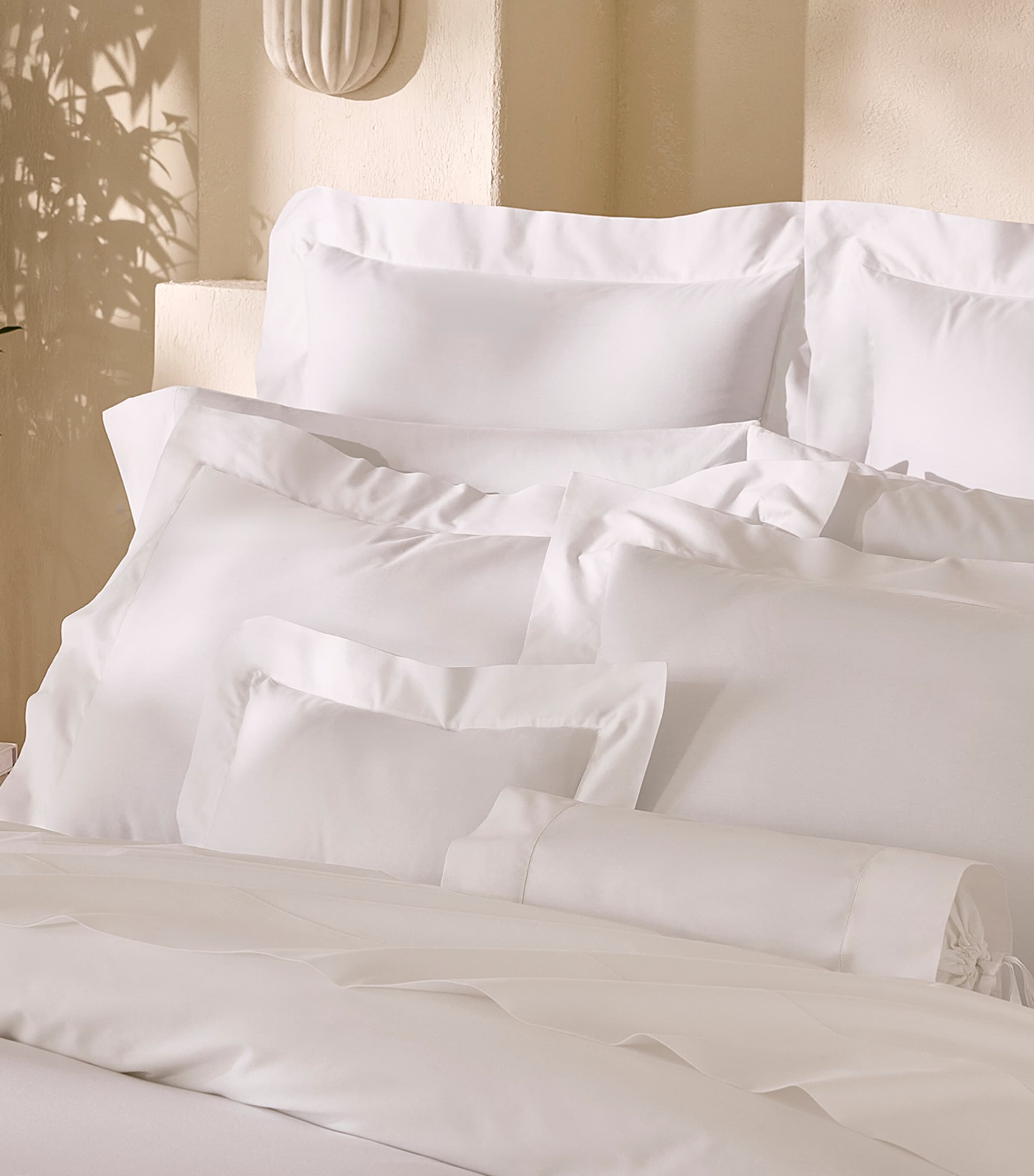 Pratesi Angel Luxe Square Pillowcase (65cm x 65cm) Ivory Image 2