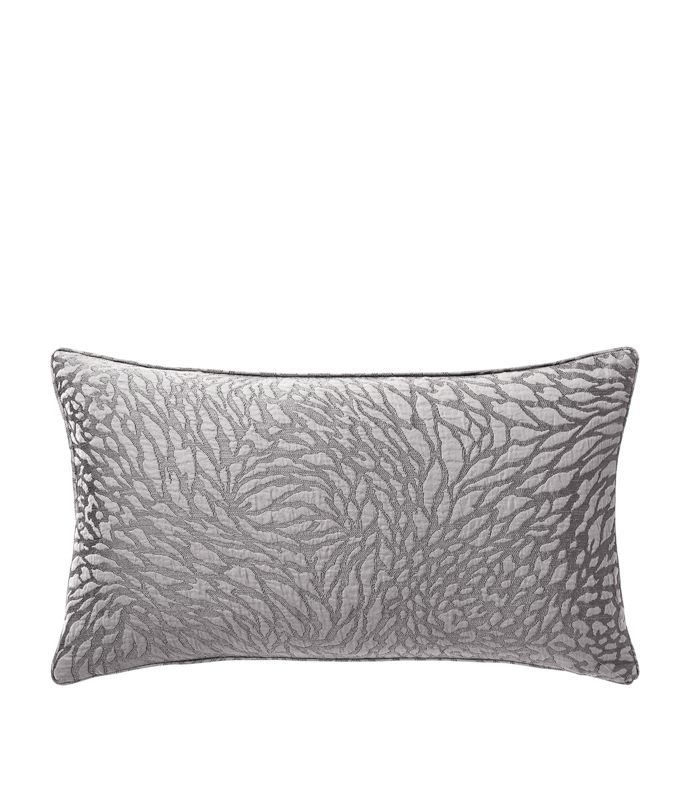 Yves Delorme Souvenir Rectangular Cushion Cover In Grey