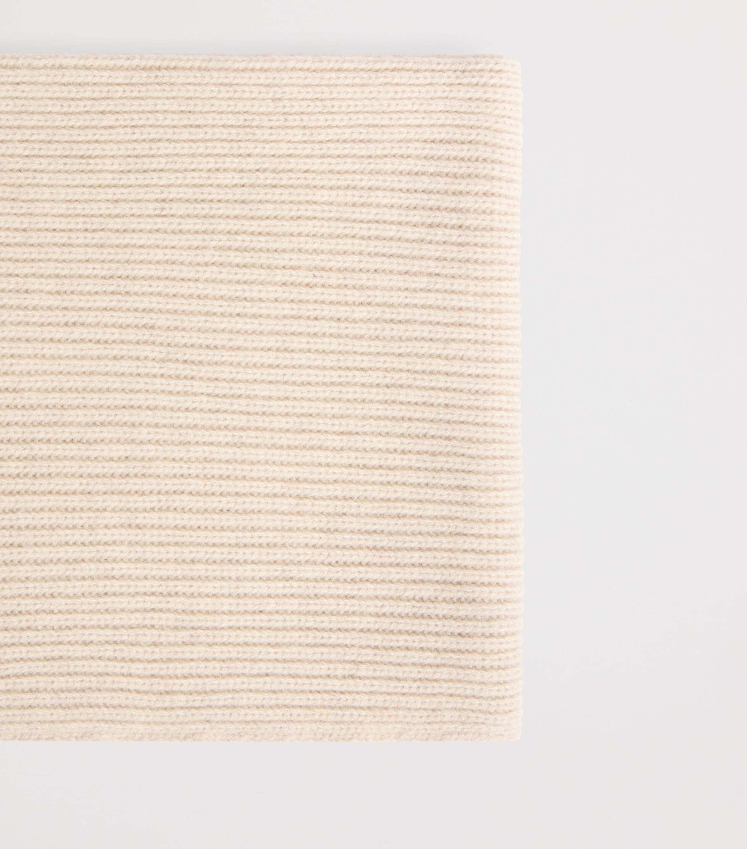 Cashmere Ribbed Tatodine Snood NATUREL Image 2