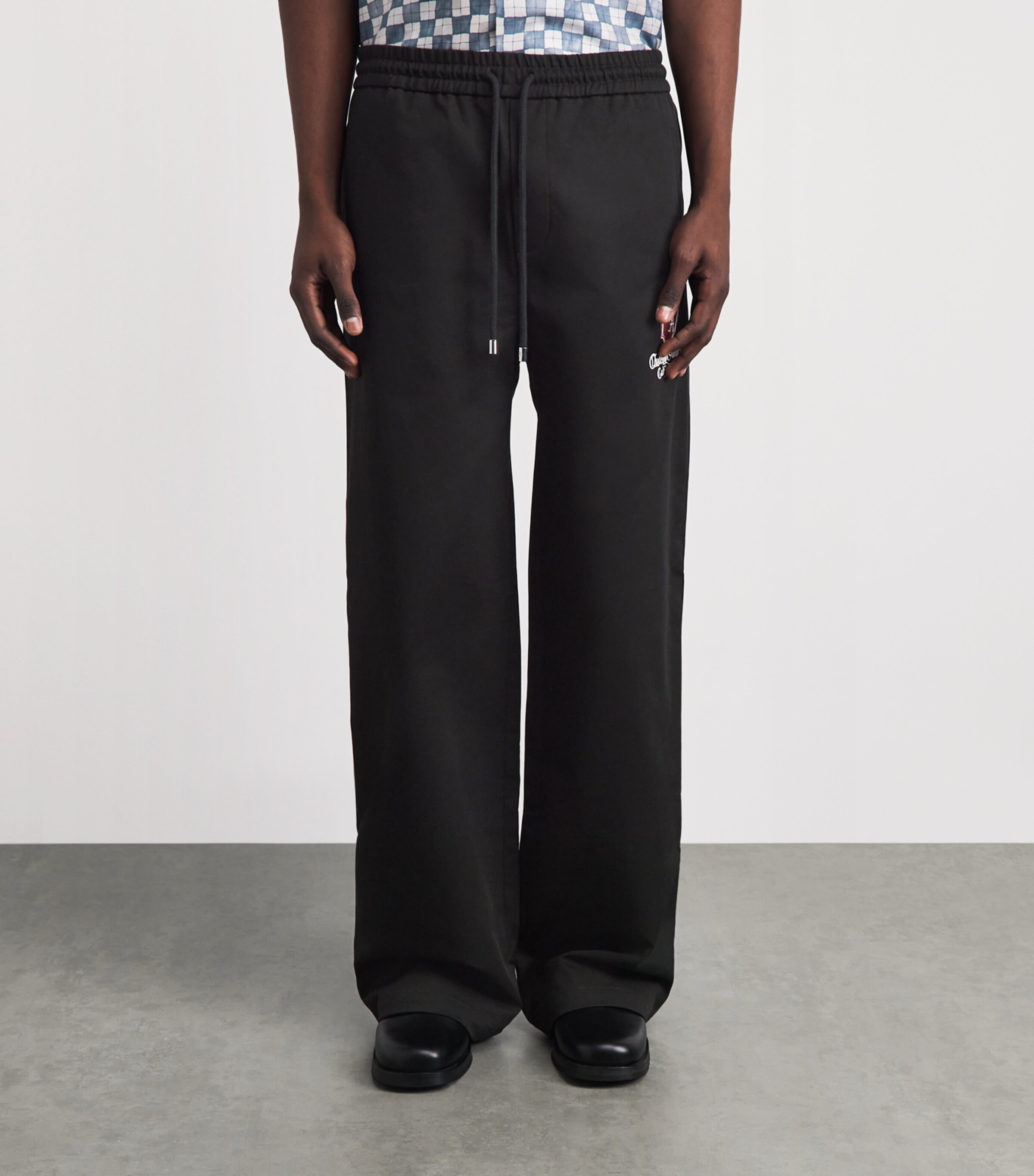 AMIRI Mens Château California Straight Sweatpants Black Image 4