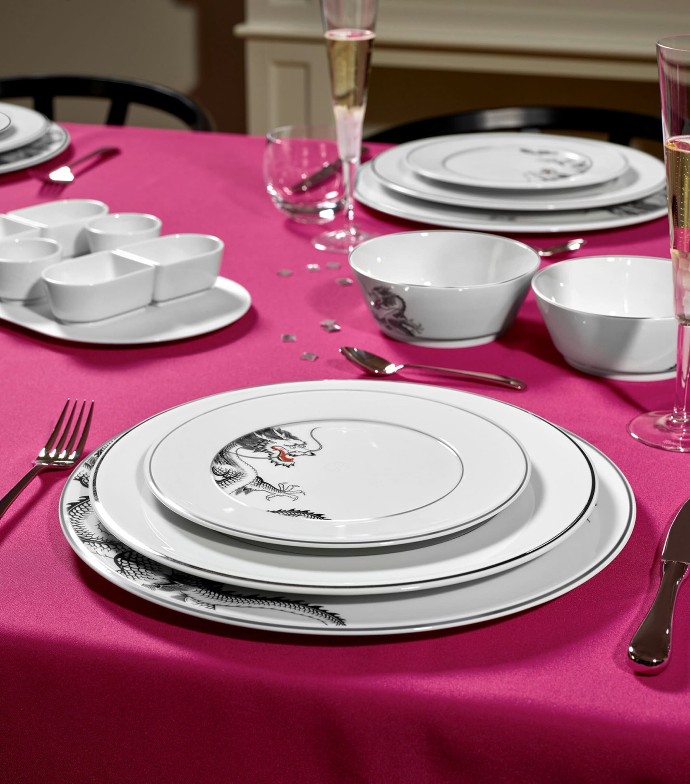 Meissen Porcelain-Platinum Lucky Dragon Side Plate (18cm) Platinum Image 3