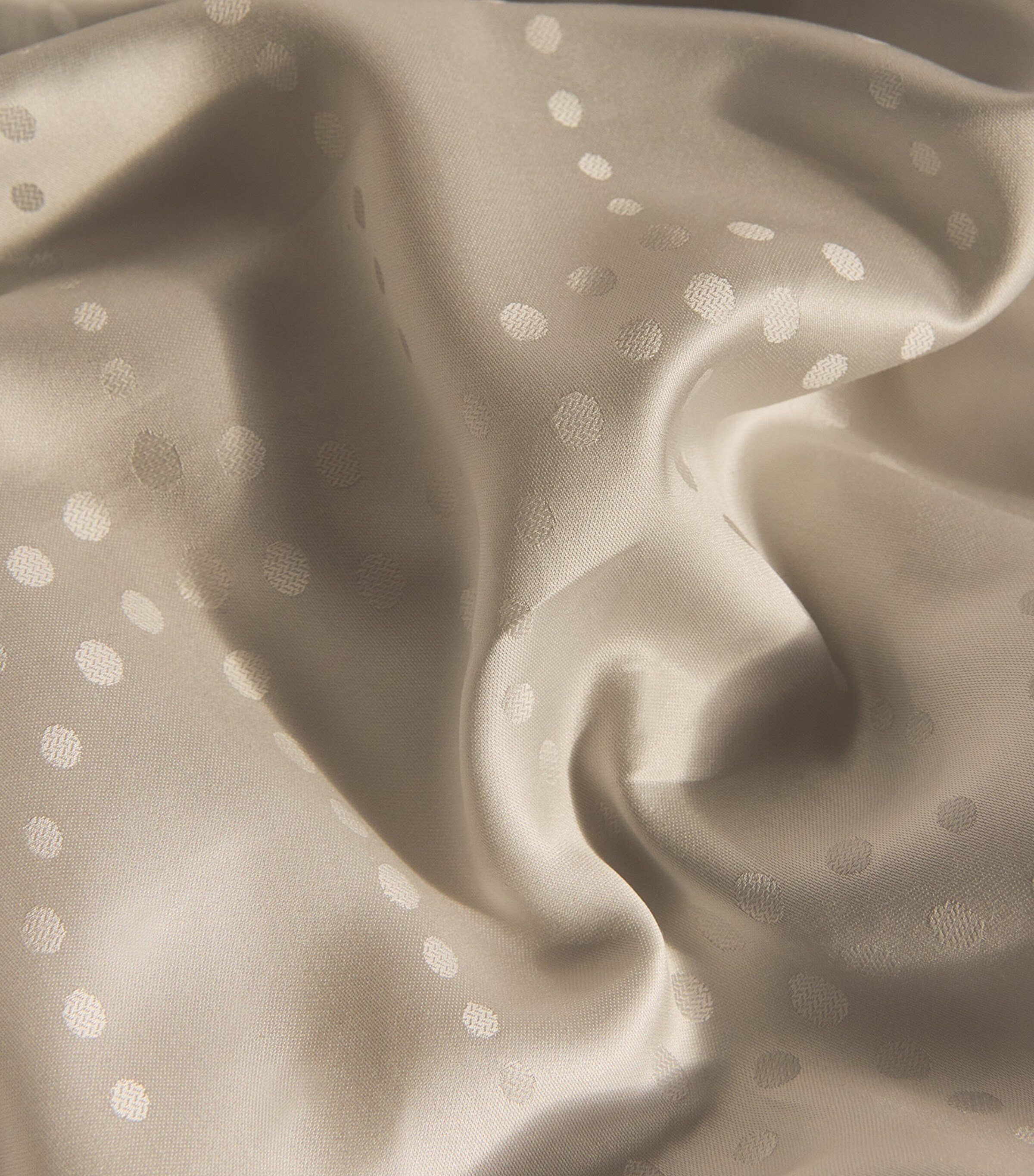 Celso De Lemos Egyptian Cotton Evora Perle Super King Duvet Cover (220cm x 260cm) Perle Image 4