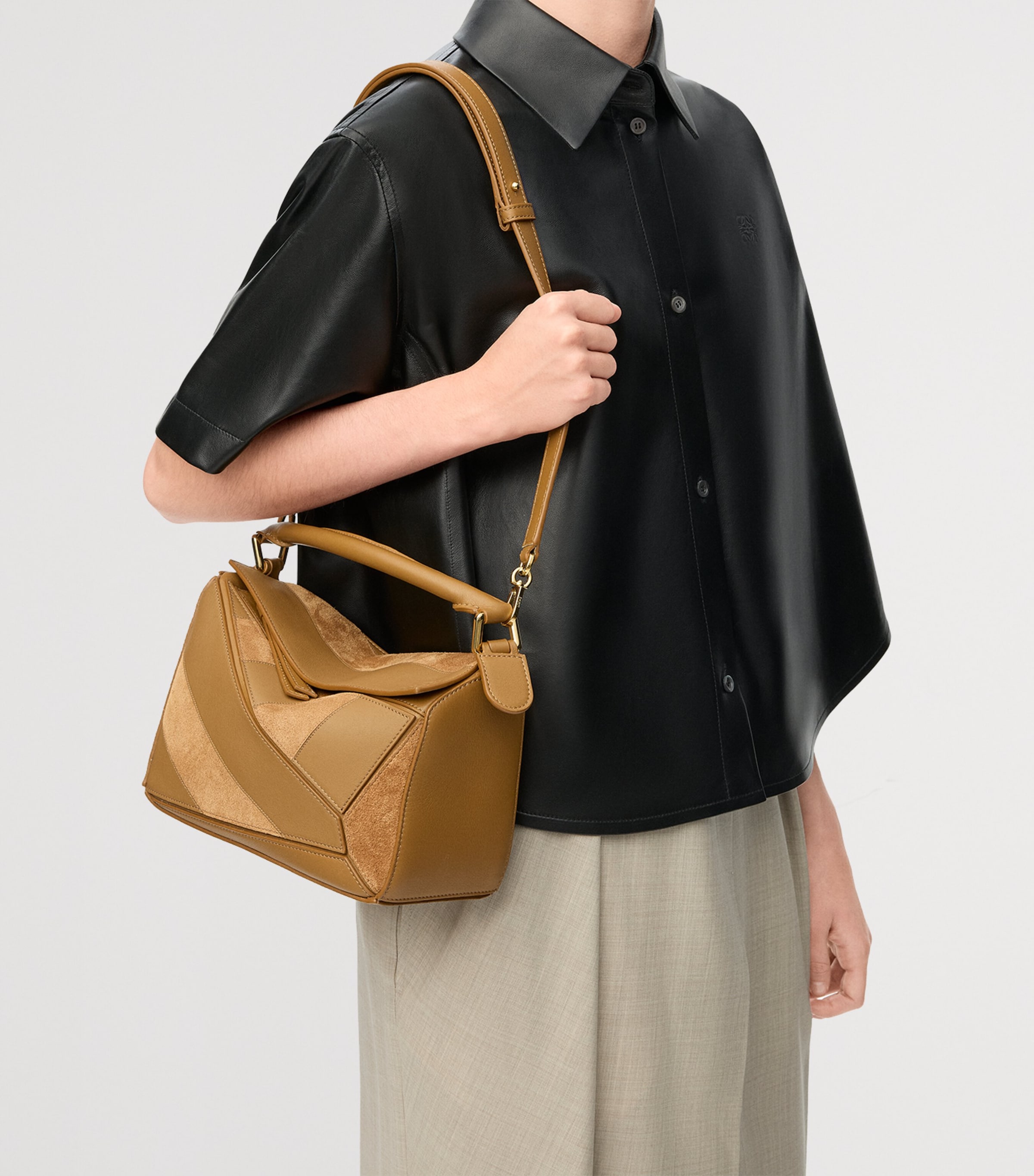 Small Leather Stripe Puzzle Edge Top-Handle Bag OAK Image 10