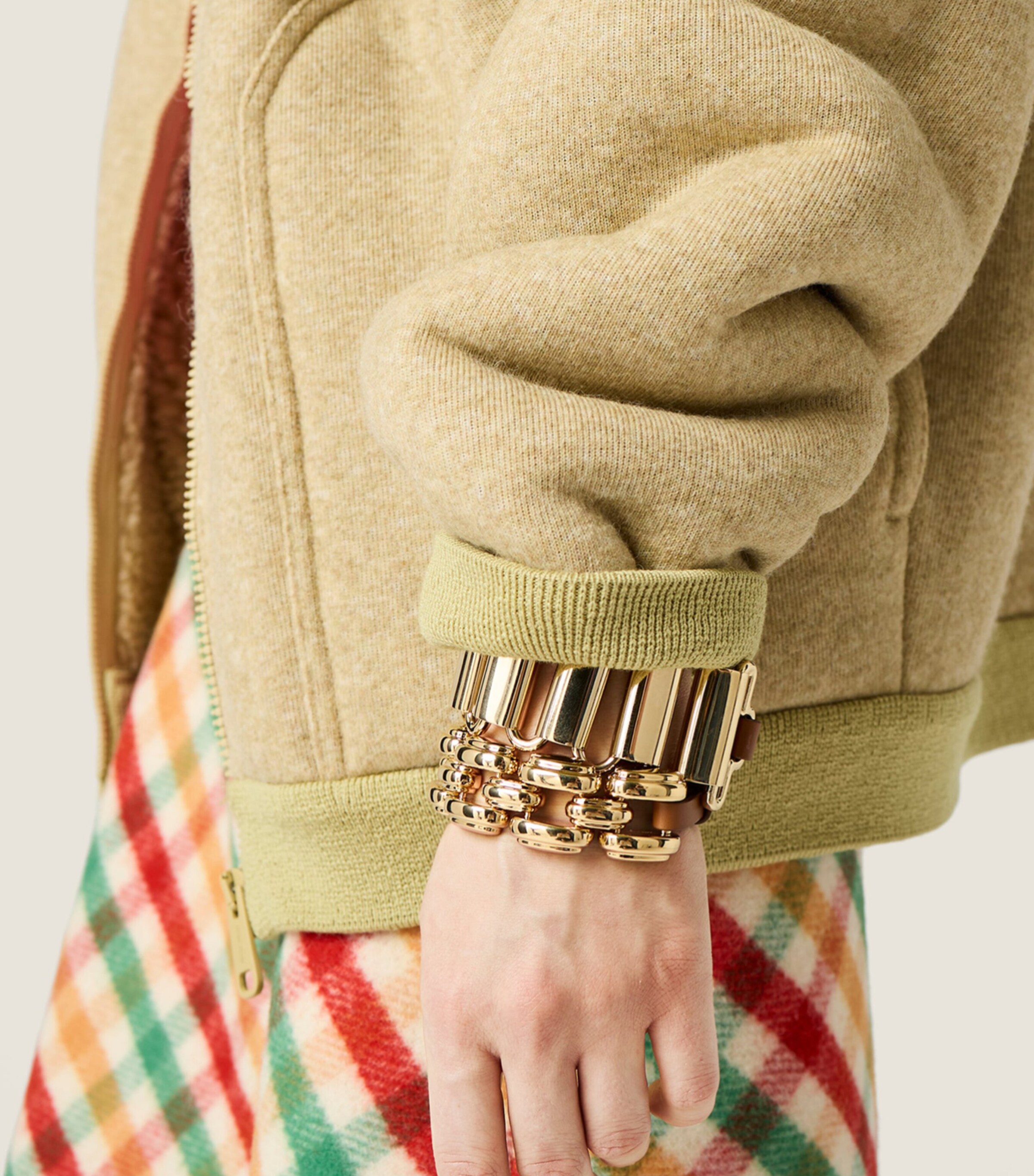 アクセサリー miumiu leather studs bangle / bracelet Miu Miu Leather and Metal Bracelet | Harrods UK