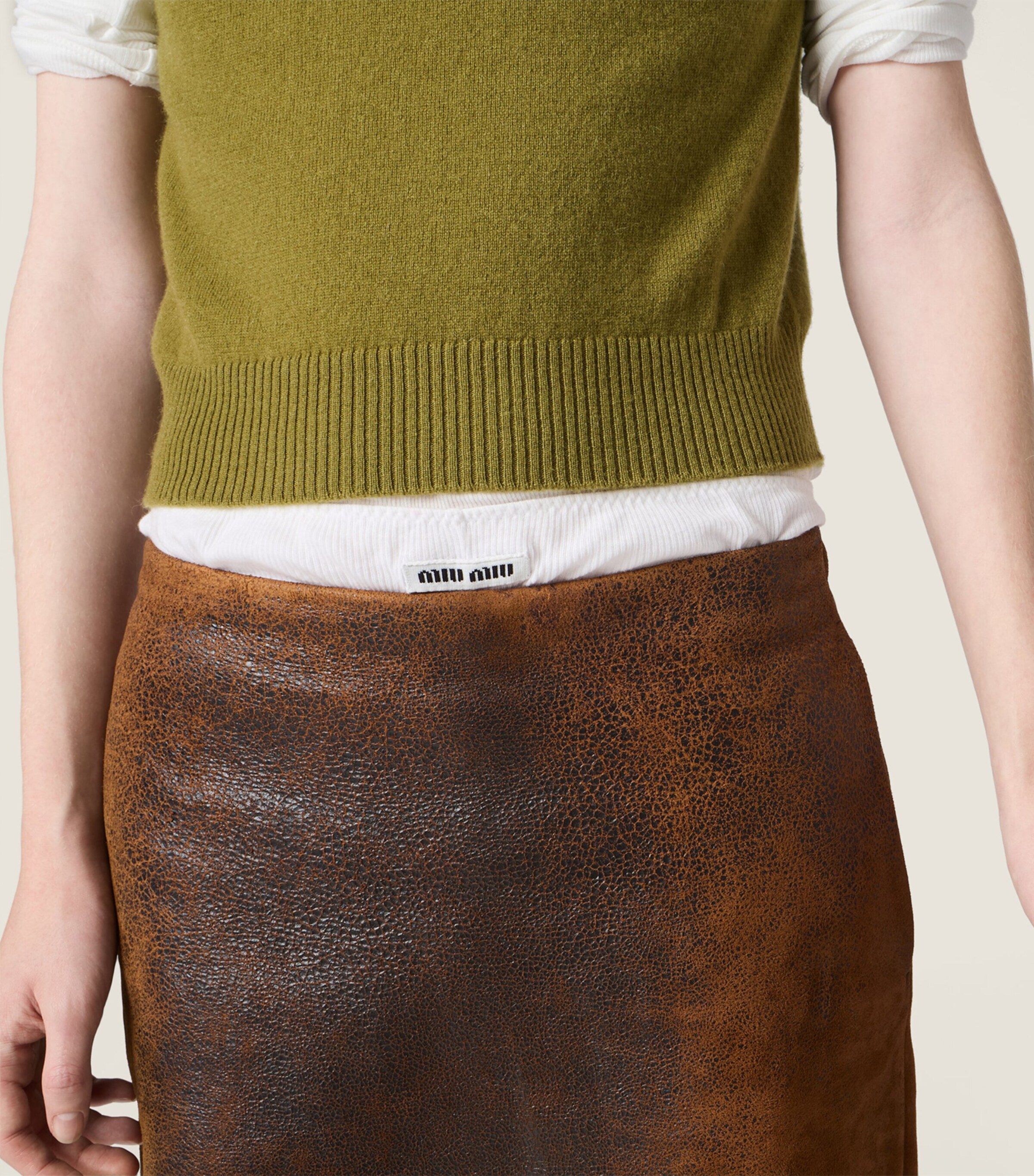 Cashmere Logo Sweater F0613 Image 4