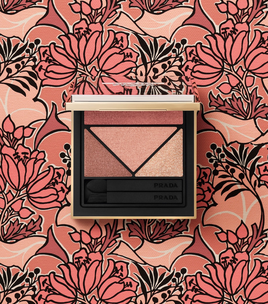 Prada Beauty Dimensions Durable Multi-Effect Eyeshadow Palette Pansy Image 5