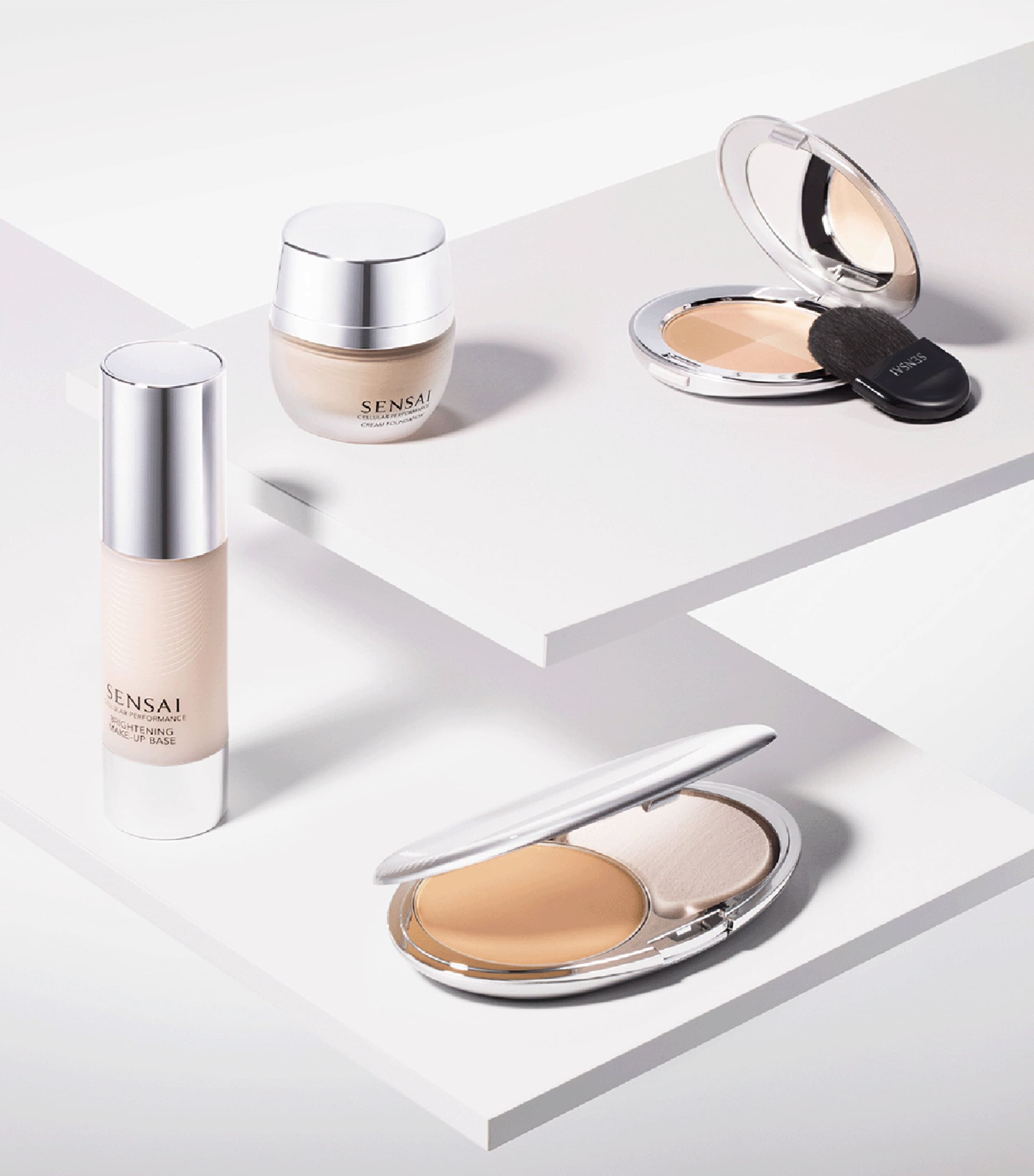 Cellular Performance Total Finish Foundation - Refill TF13 WARM BEIGE Image 3