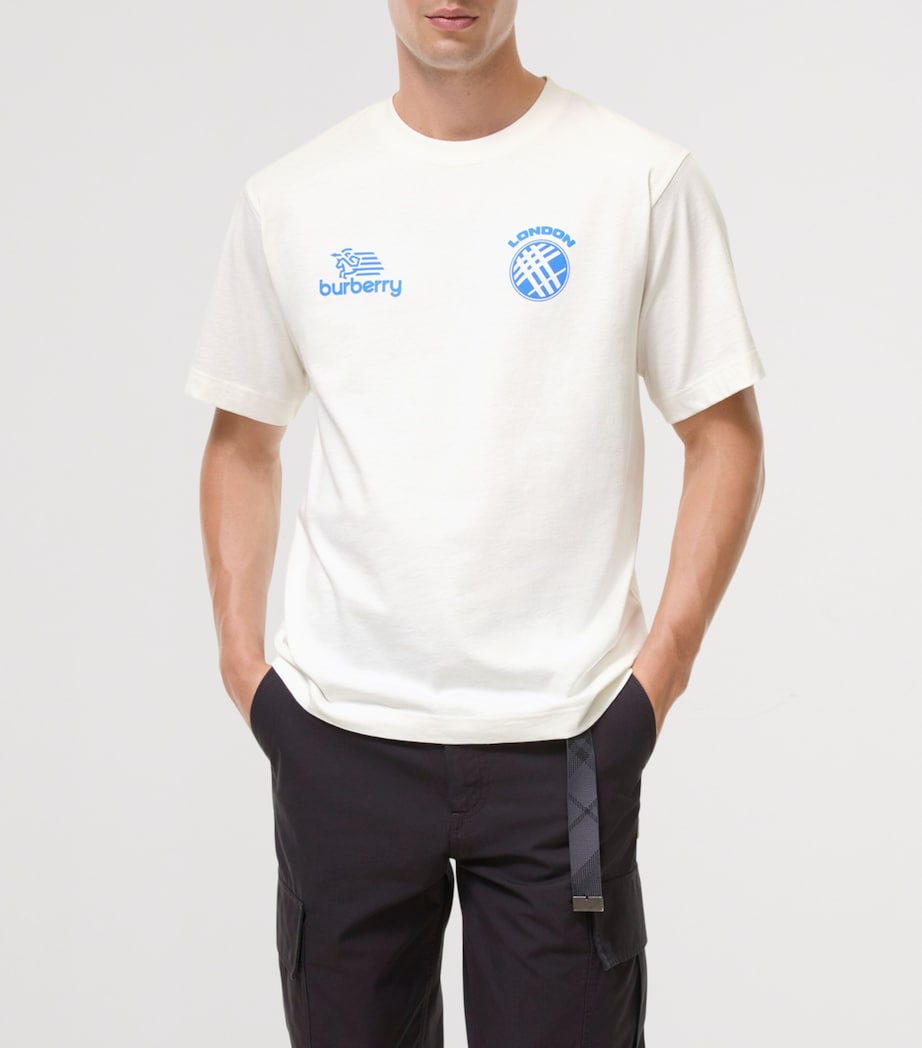 Burberry Mens Cotton Logo Badge T-Shirt Chalk Image 2