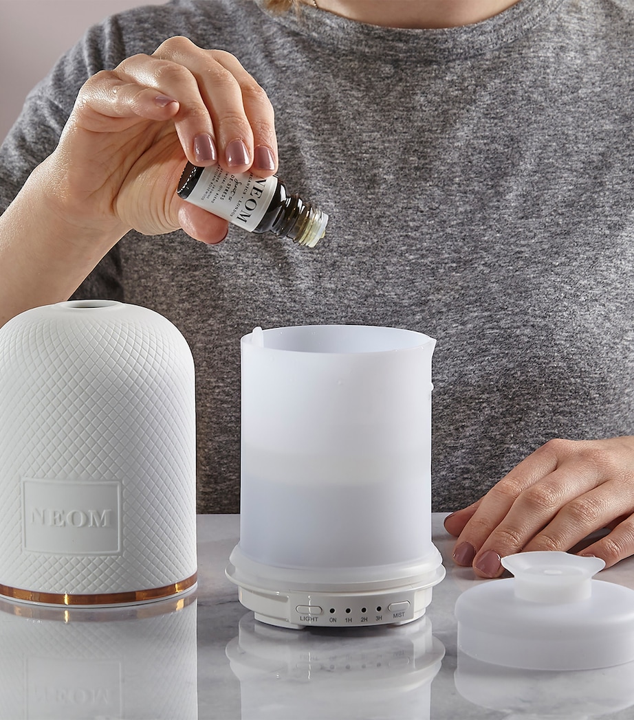 Jasmine, Bergamot & Geranium Essential Oil Blend (10ml) NO COLOUR Image 2