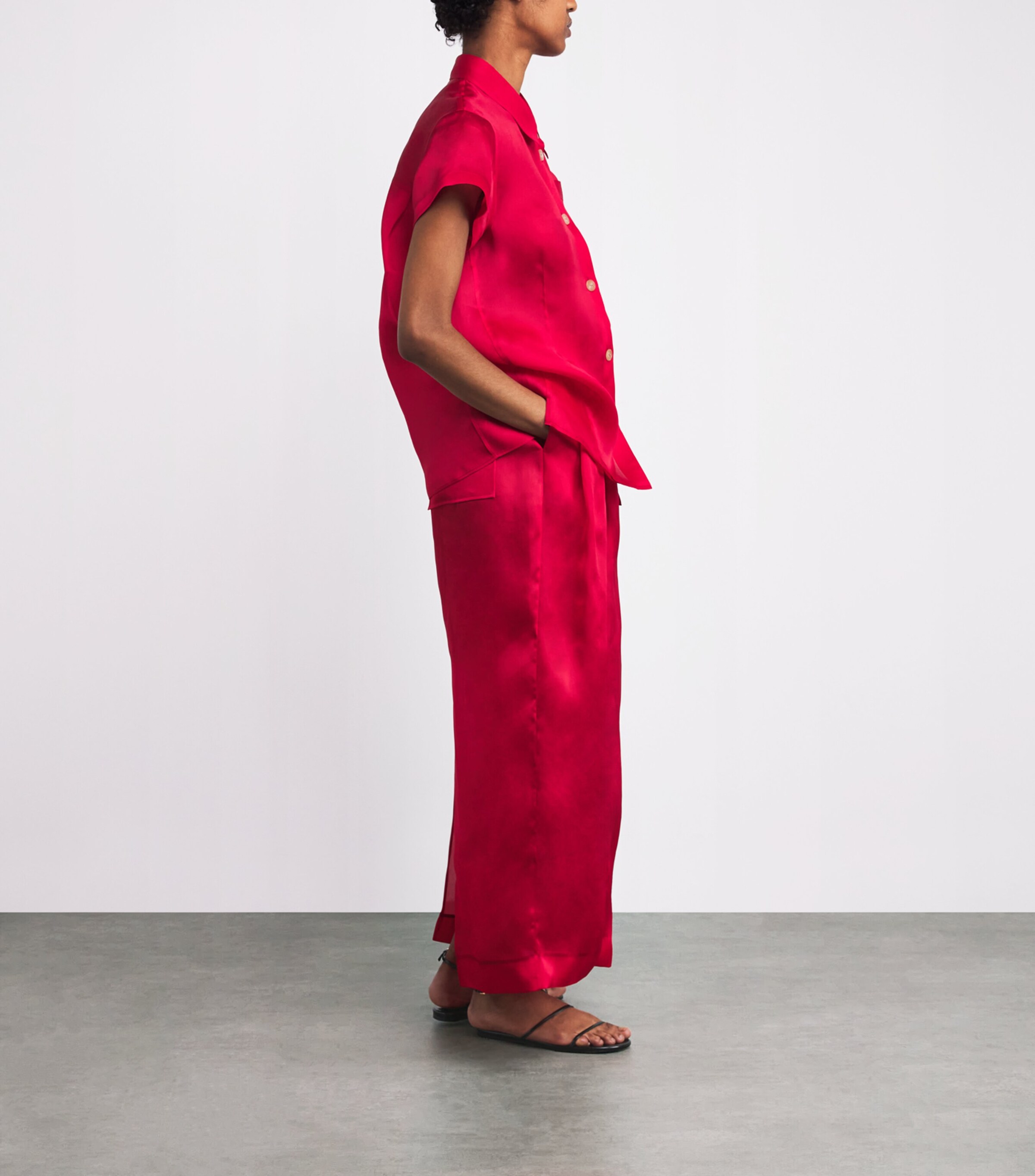 Leather Loop Flat Sandals BLACK Image 2